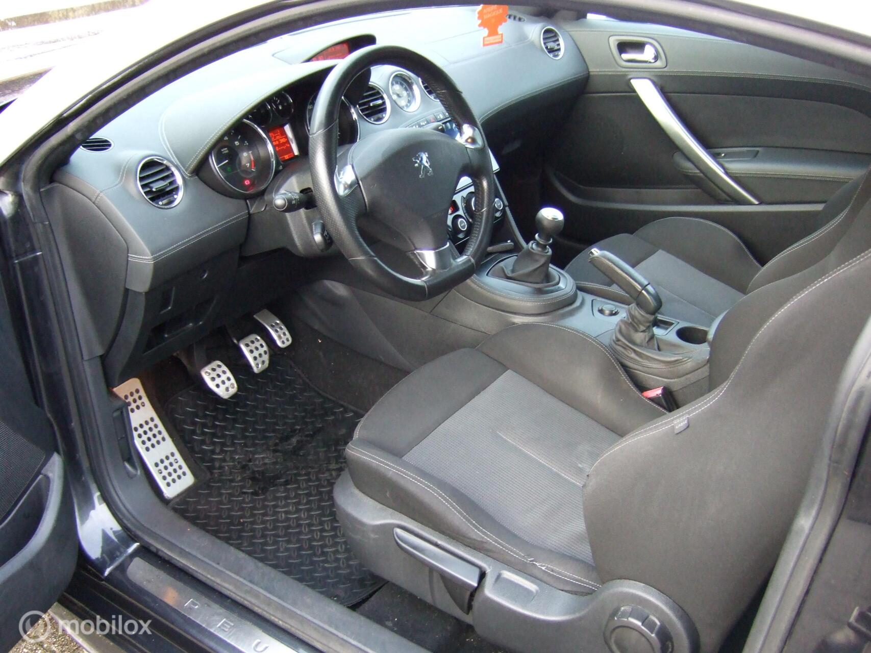 Foto van Peugeot RCZ