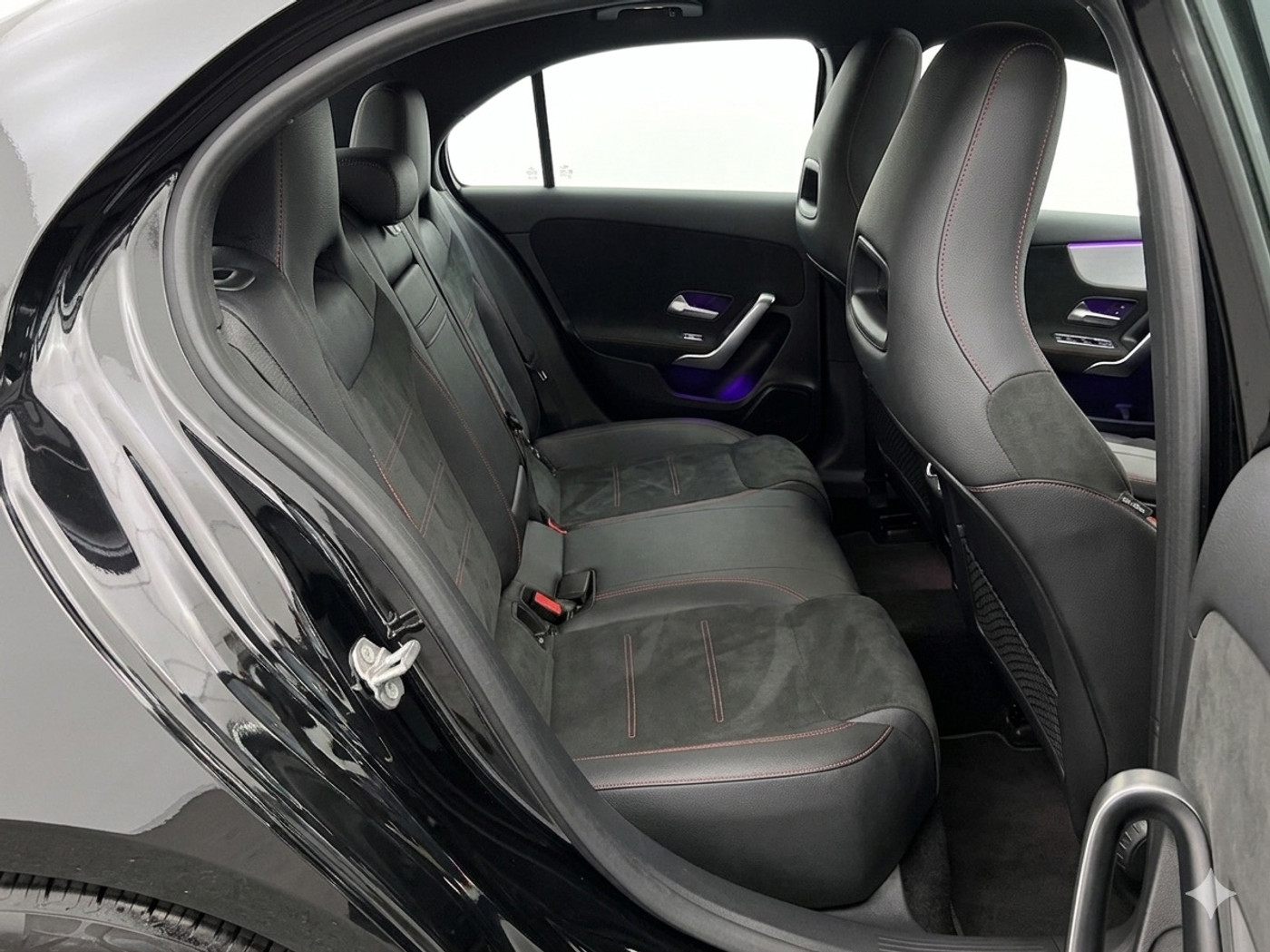 Foto van Mercedes-Benz A 200