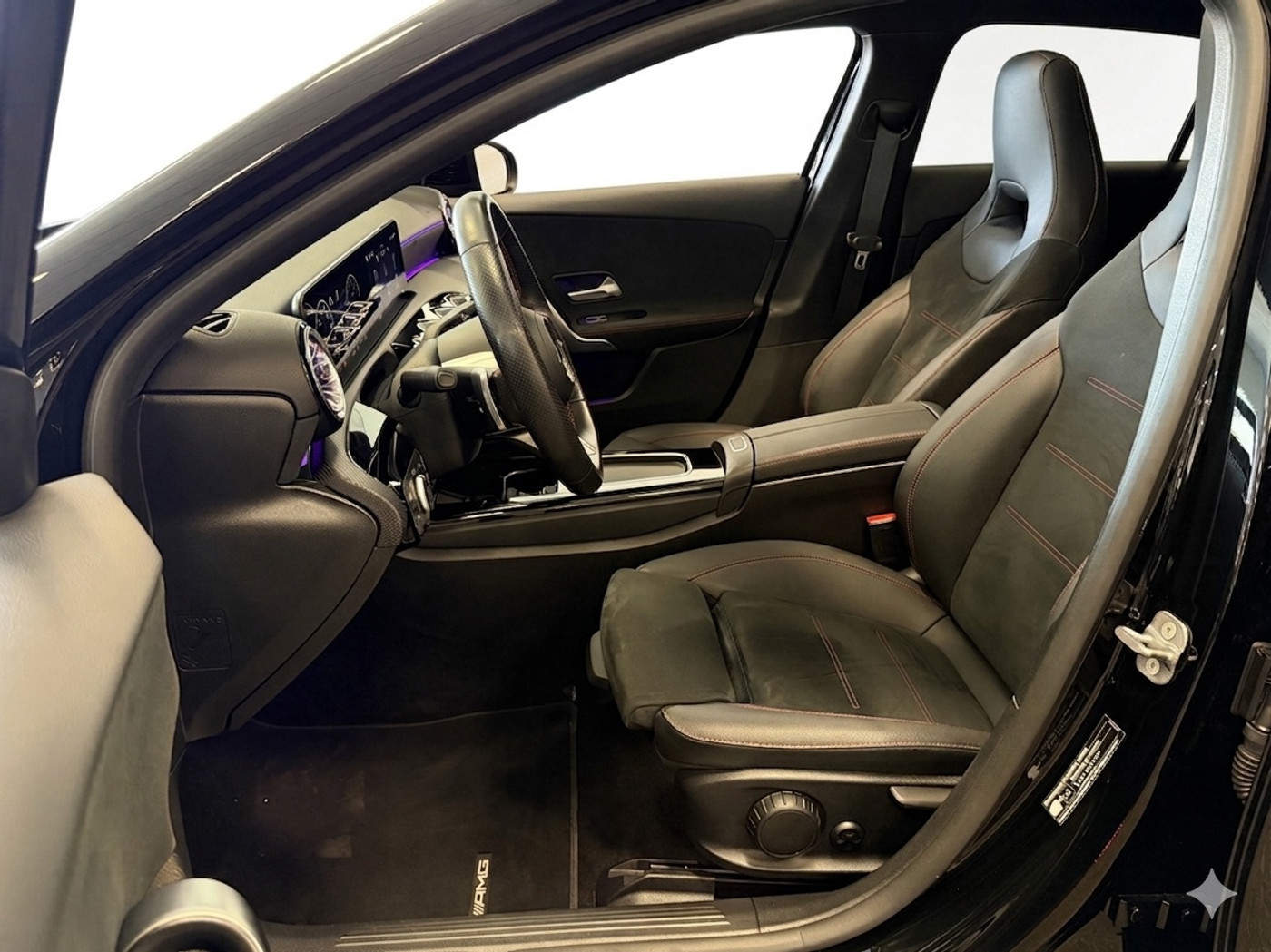 Foto van Mercedes-Benz A 200