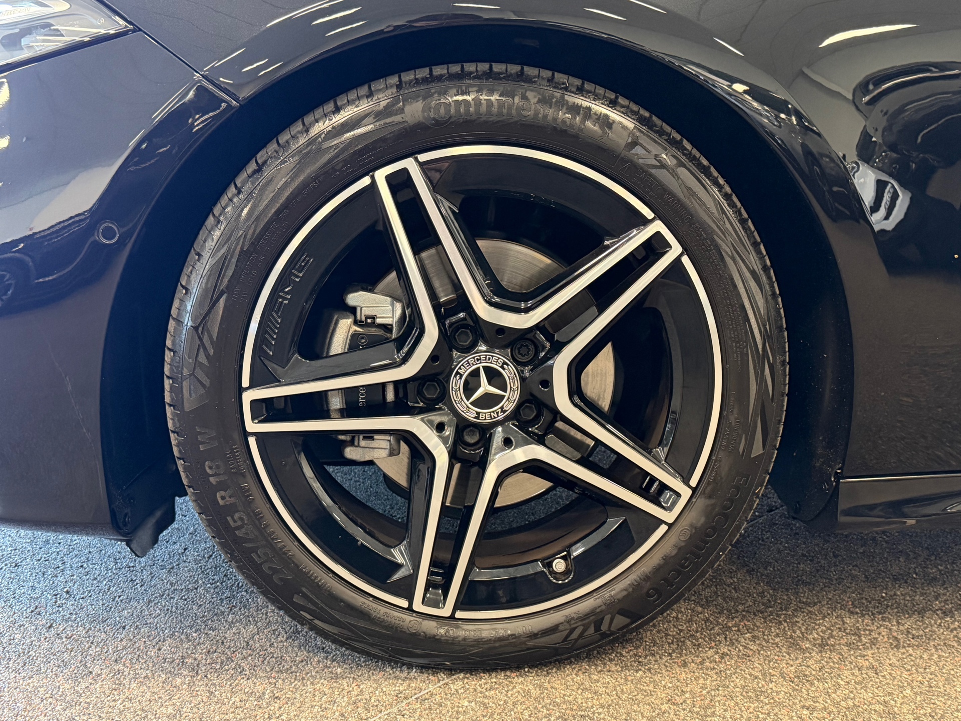 Foto van Mercedes-Benz A 200