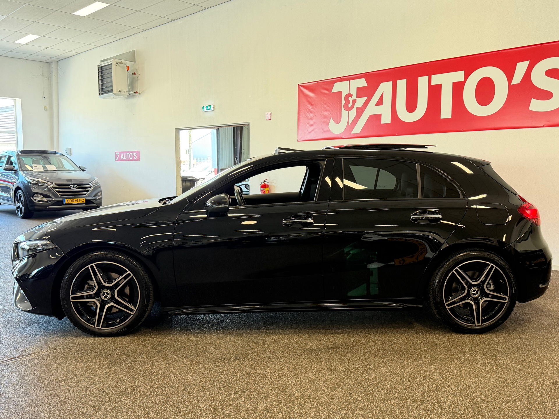Foto van Mercedes-Benz A 200