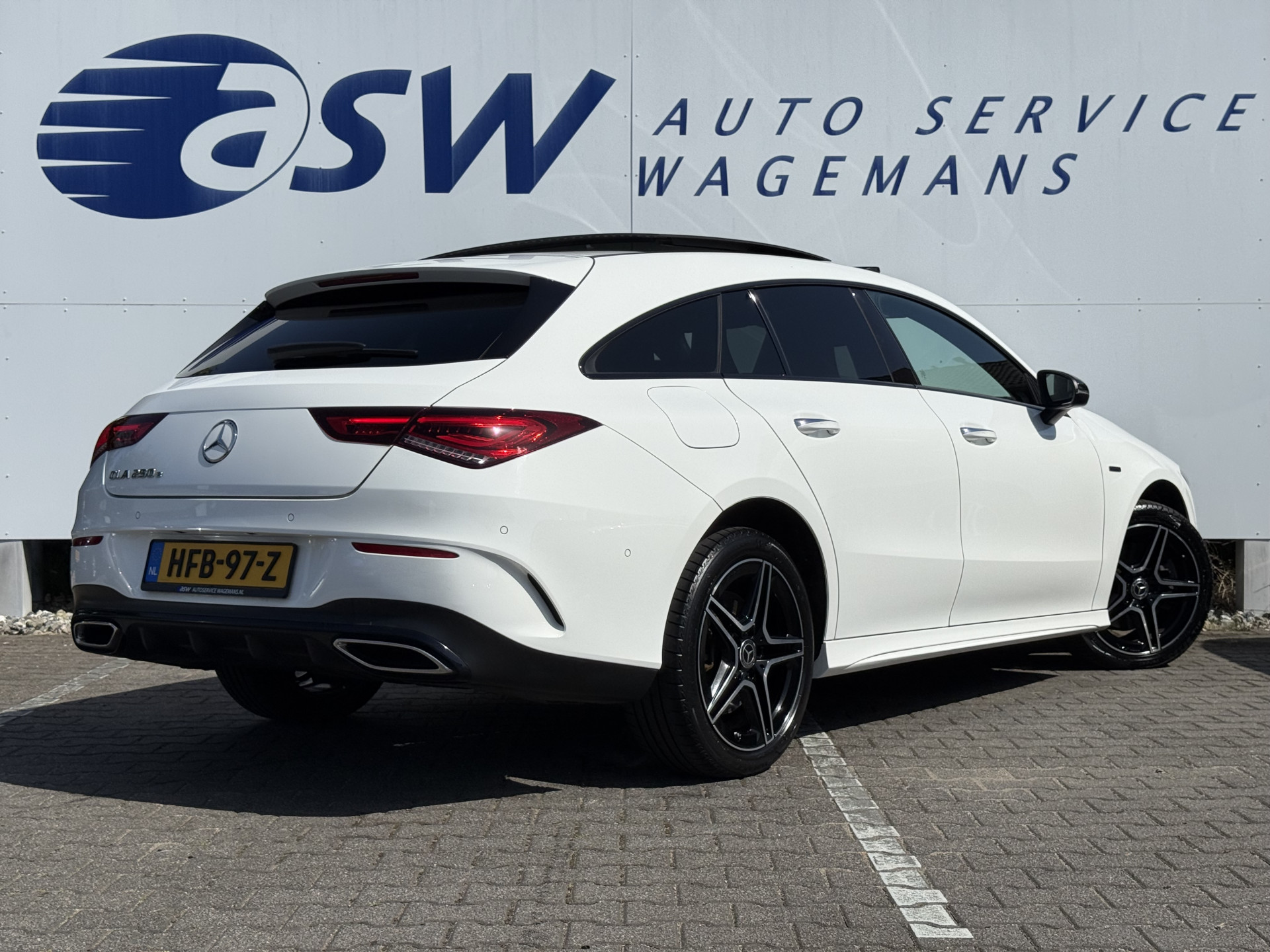 Foto van Mercedes-Benz Cla-klasse Shooting Brake