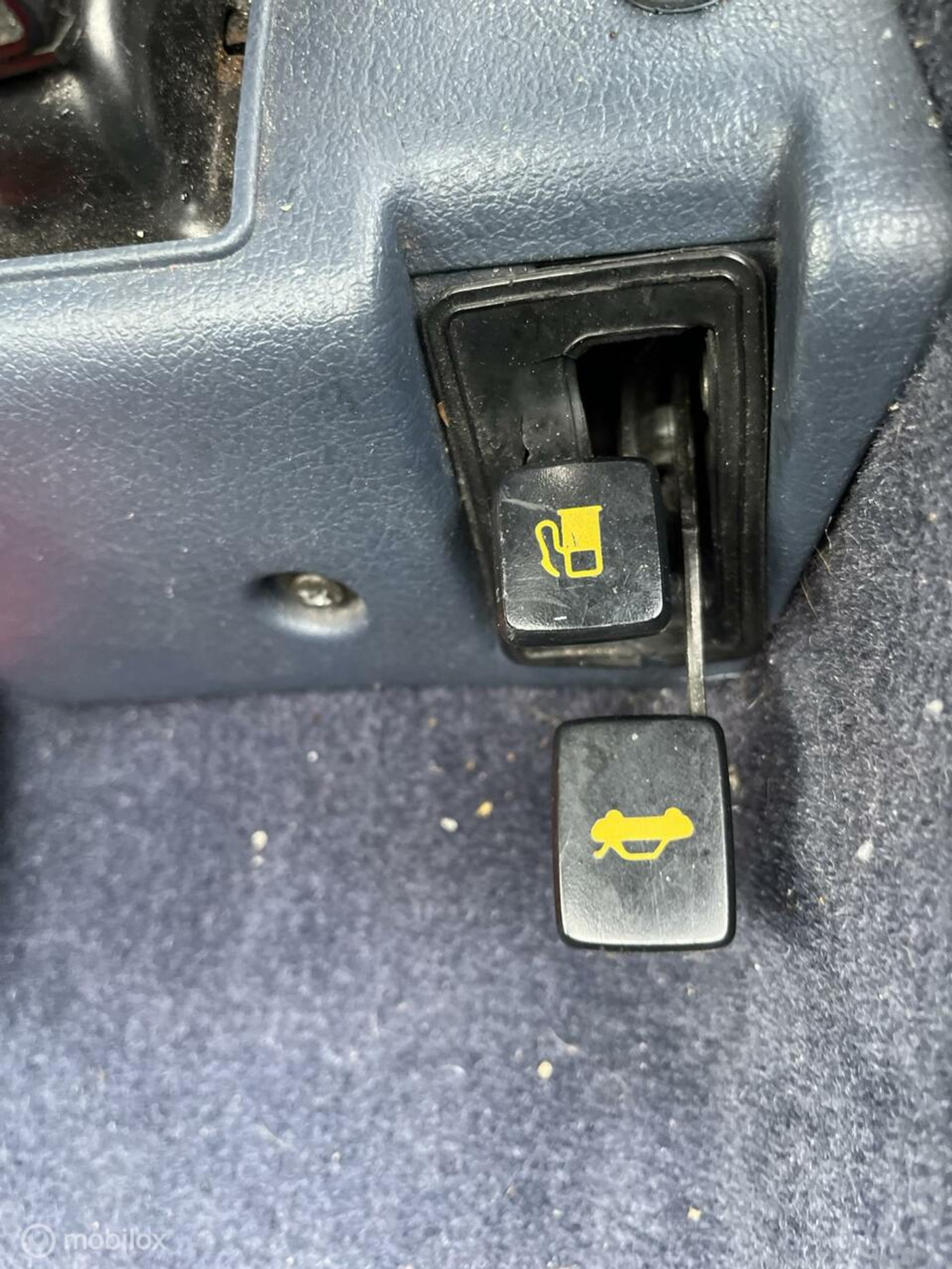 Foto van Mazda 323