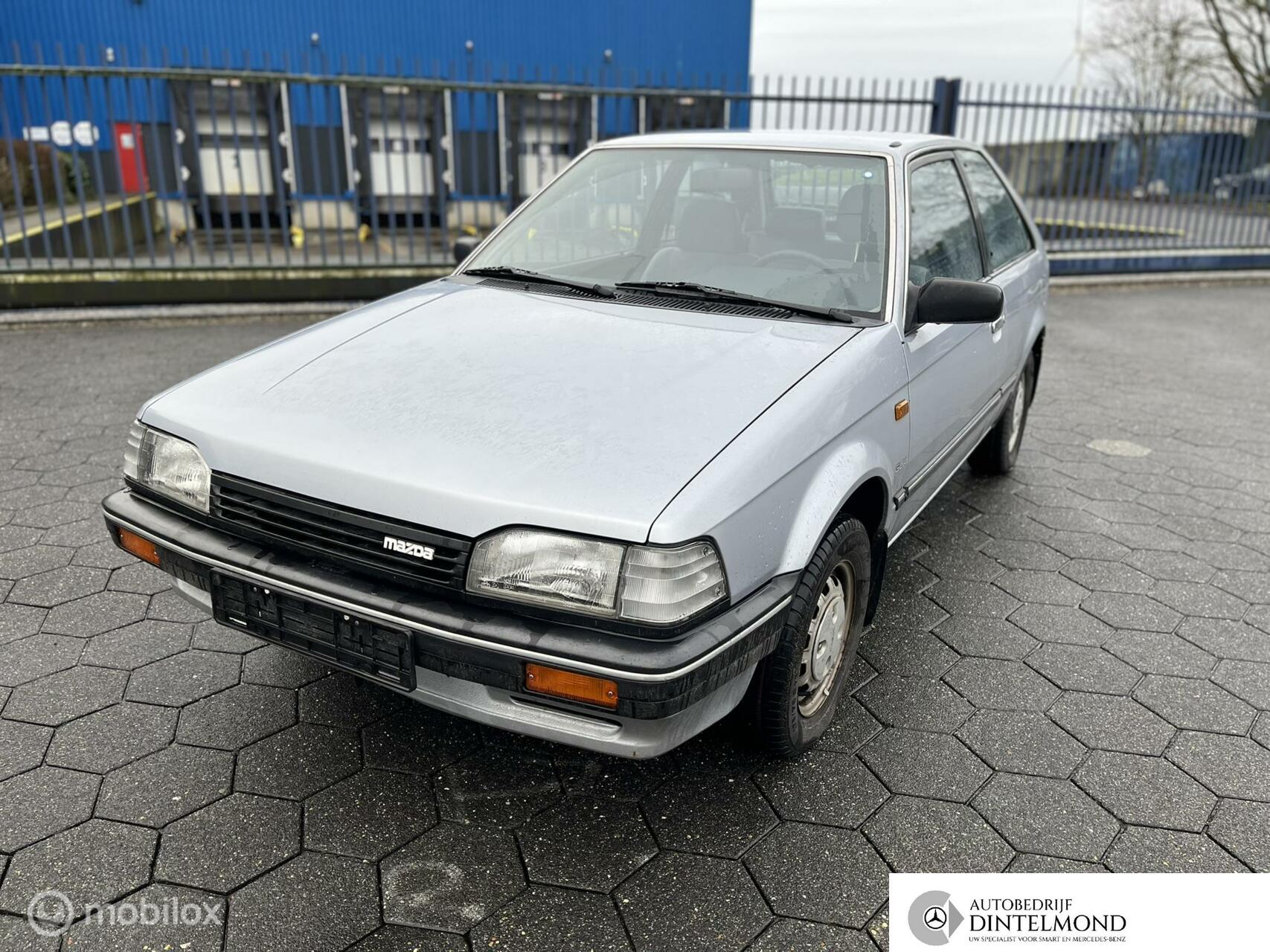 Mazda 323 1.5 GLX 1988 - voorkant