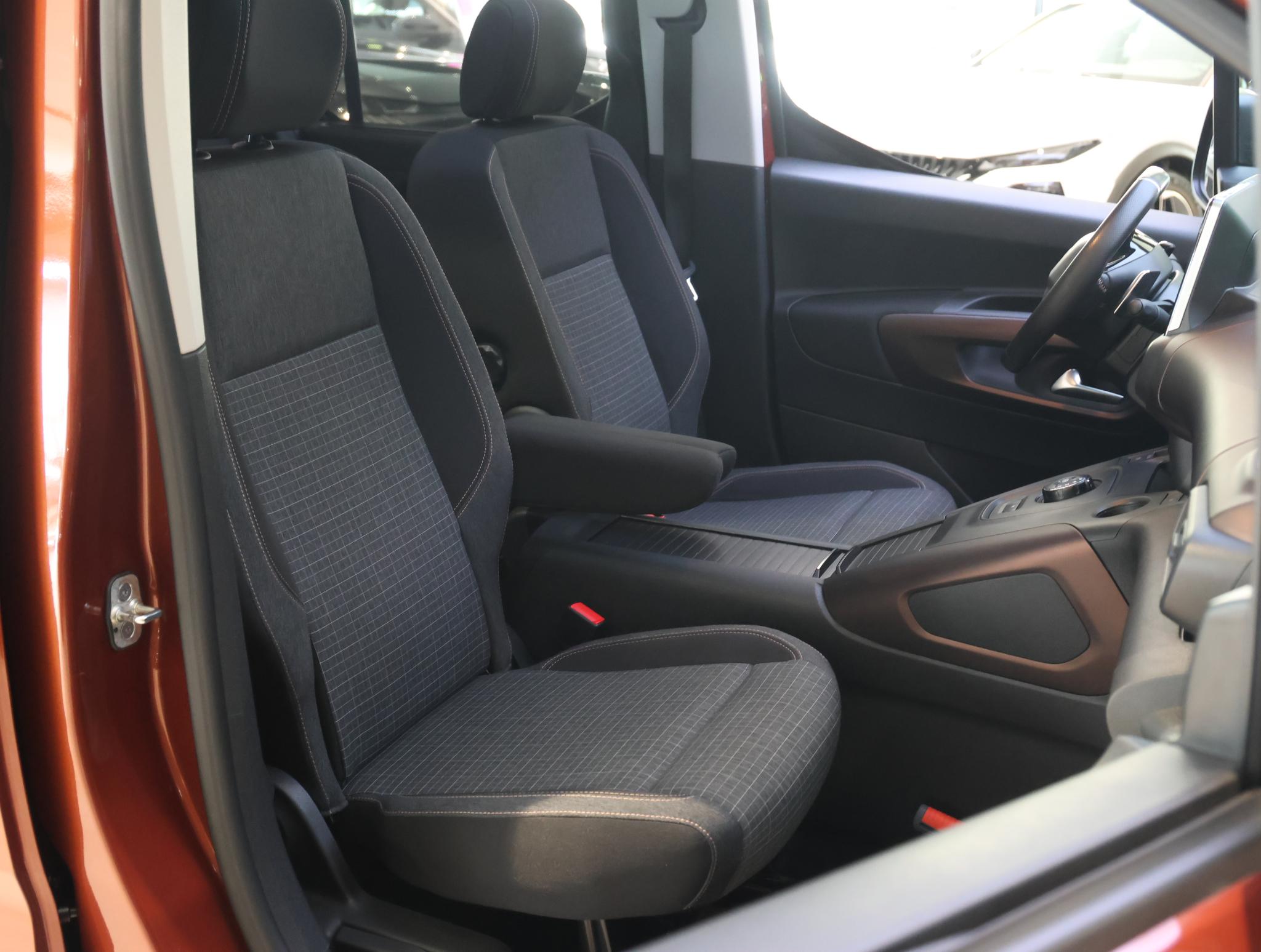 Foto van Peugeot Rifter