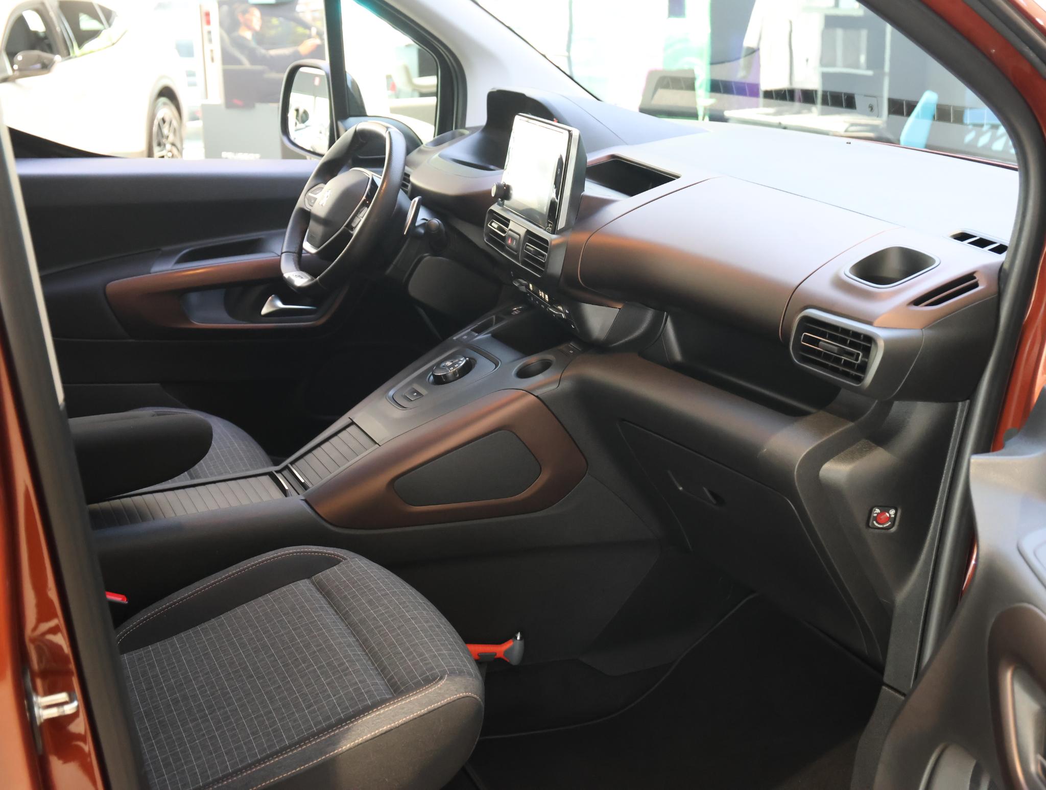 Foto van Peugeot Rifter