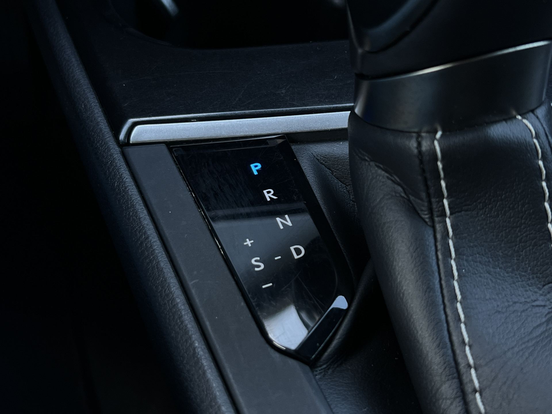 Foto van Lexus Ux