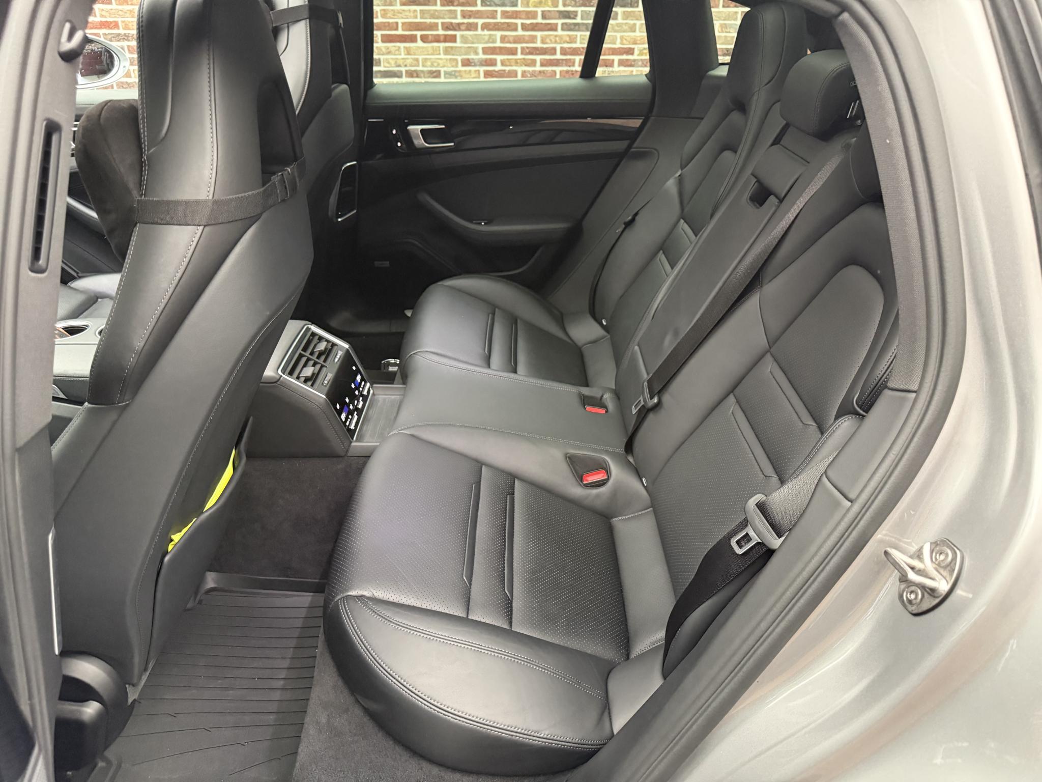 Foto van Porsche Panamera Sport Turismo
