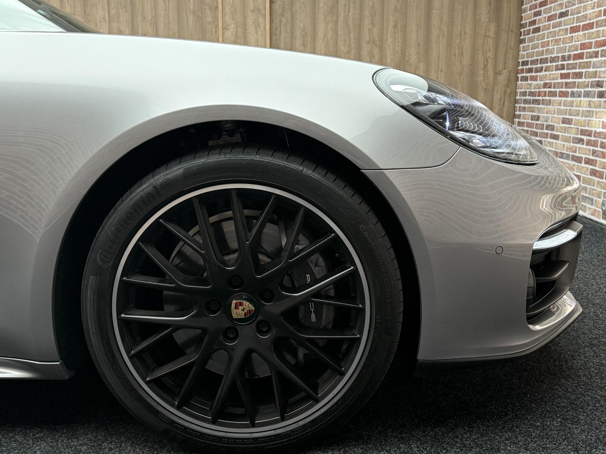 Foto van Porsche Panamera Sport Turismo