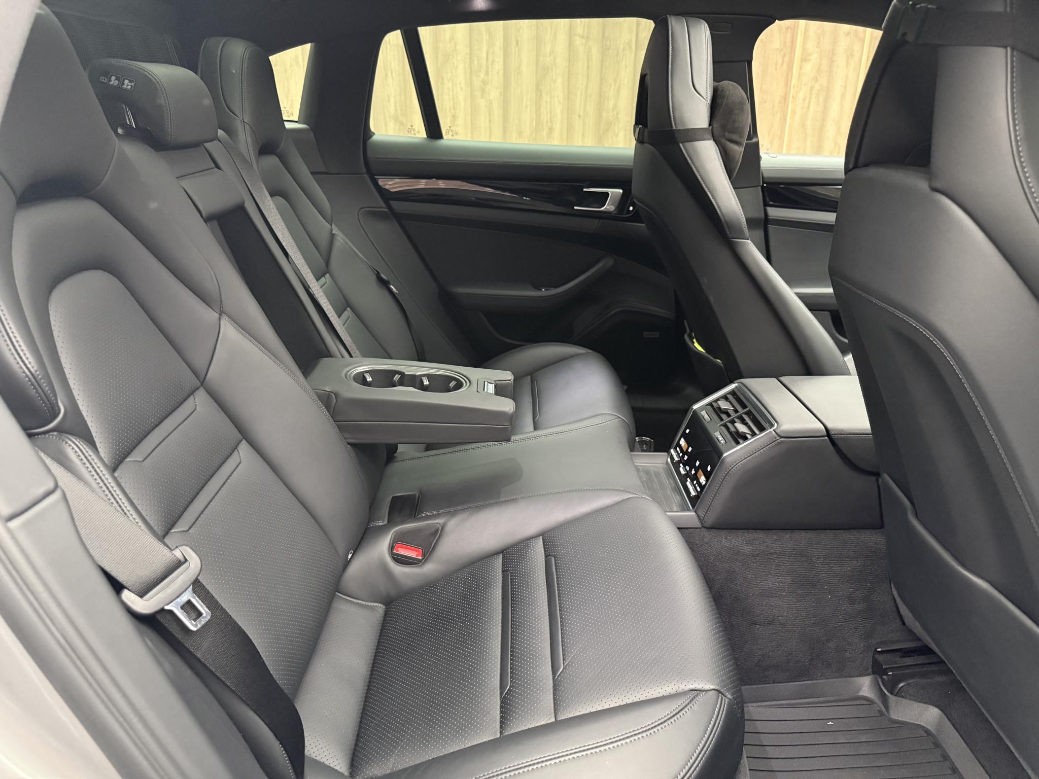 Foto van Porsche Panamera Sport Turismo