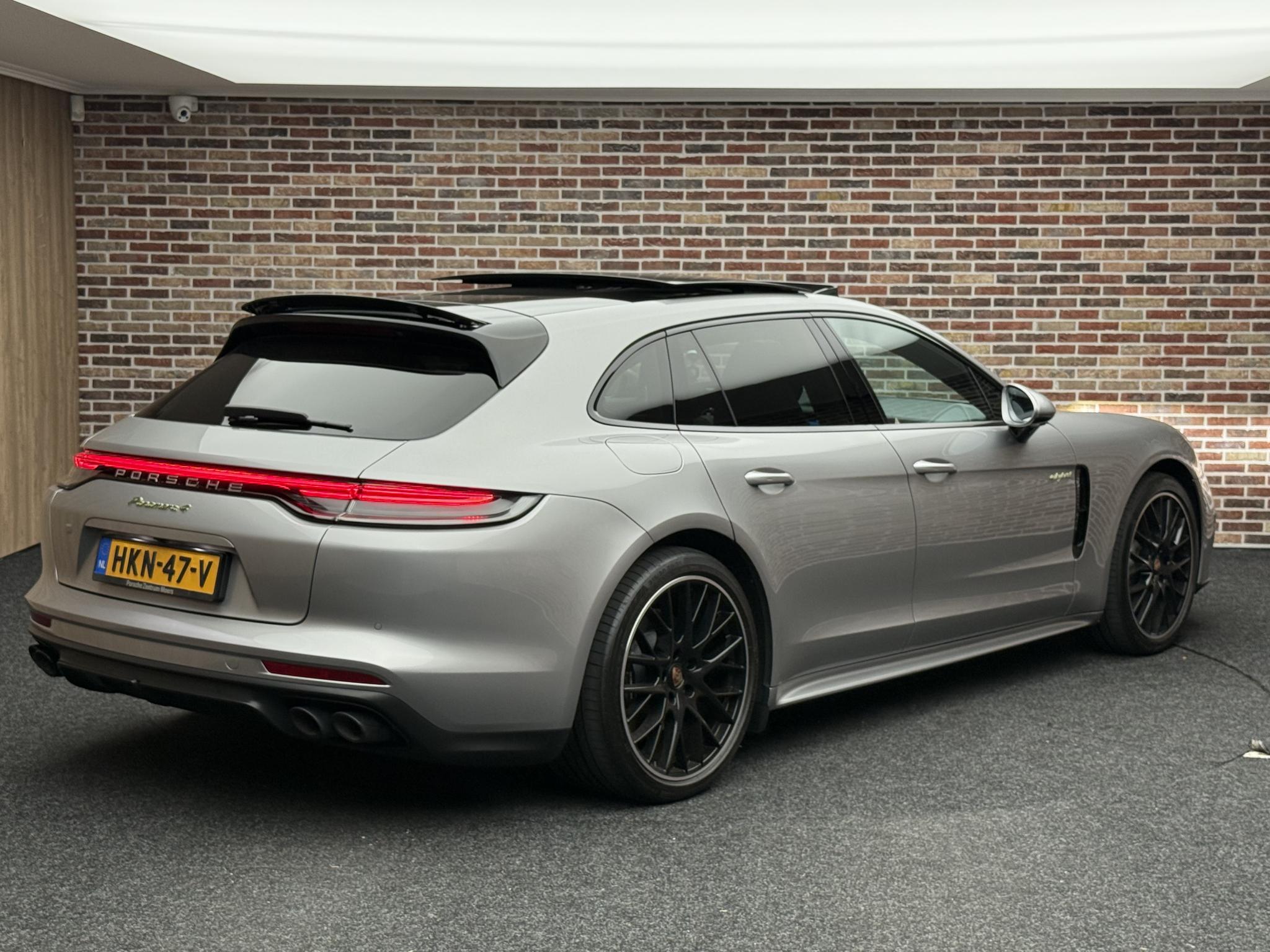 Foto van Porsche Panamera Sport Turismo
