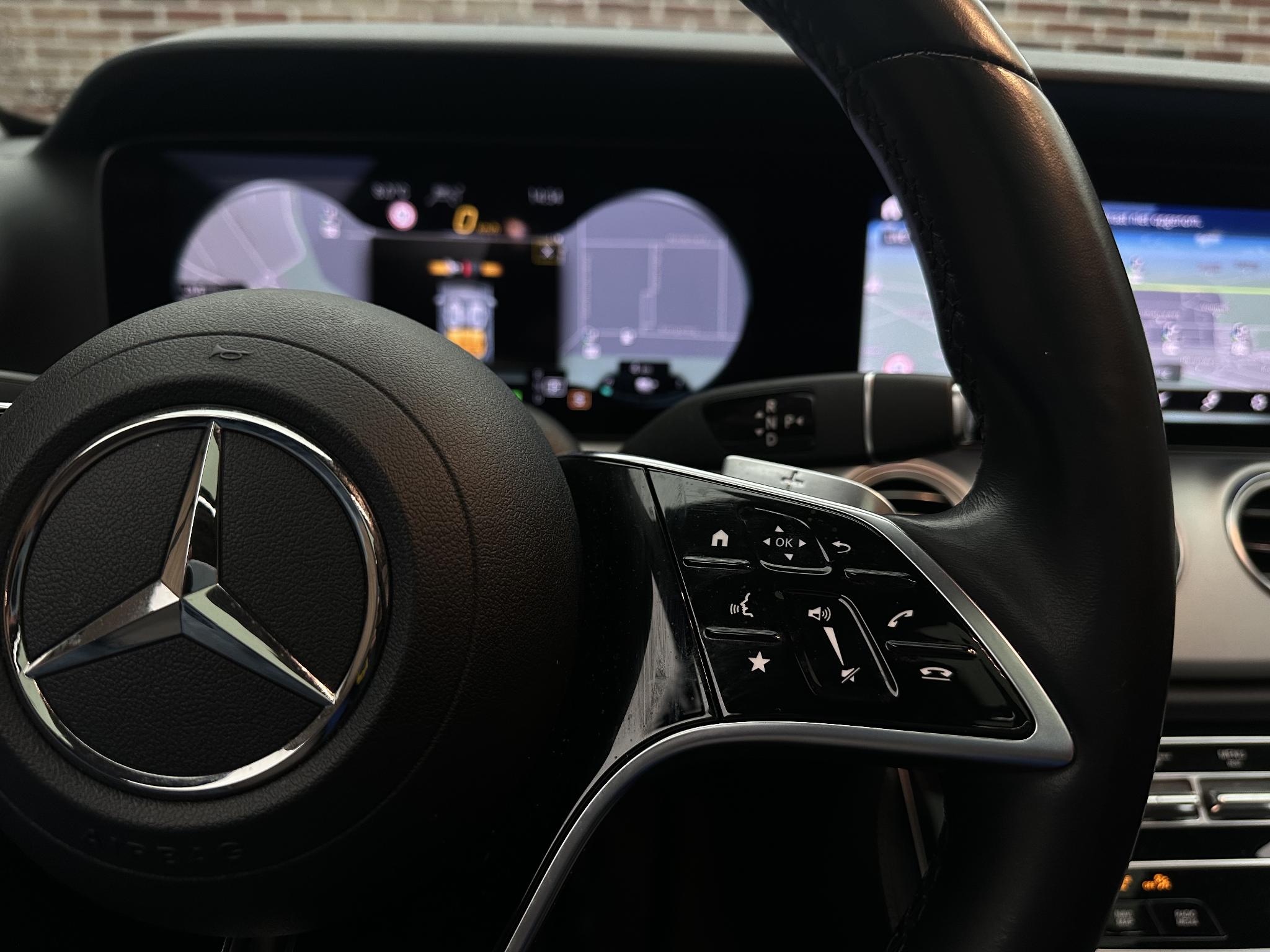 Foto van Mercedes-Benz E 300 E