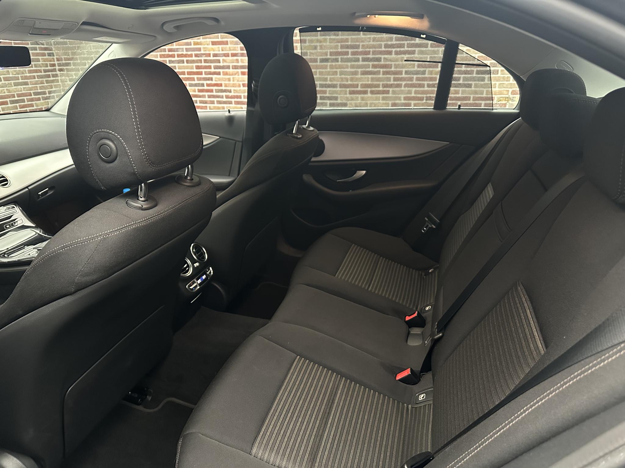 Foto van Mercedes-Benz E 300 E