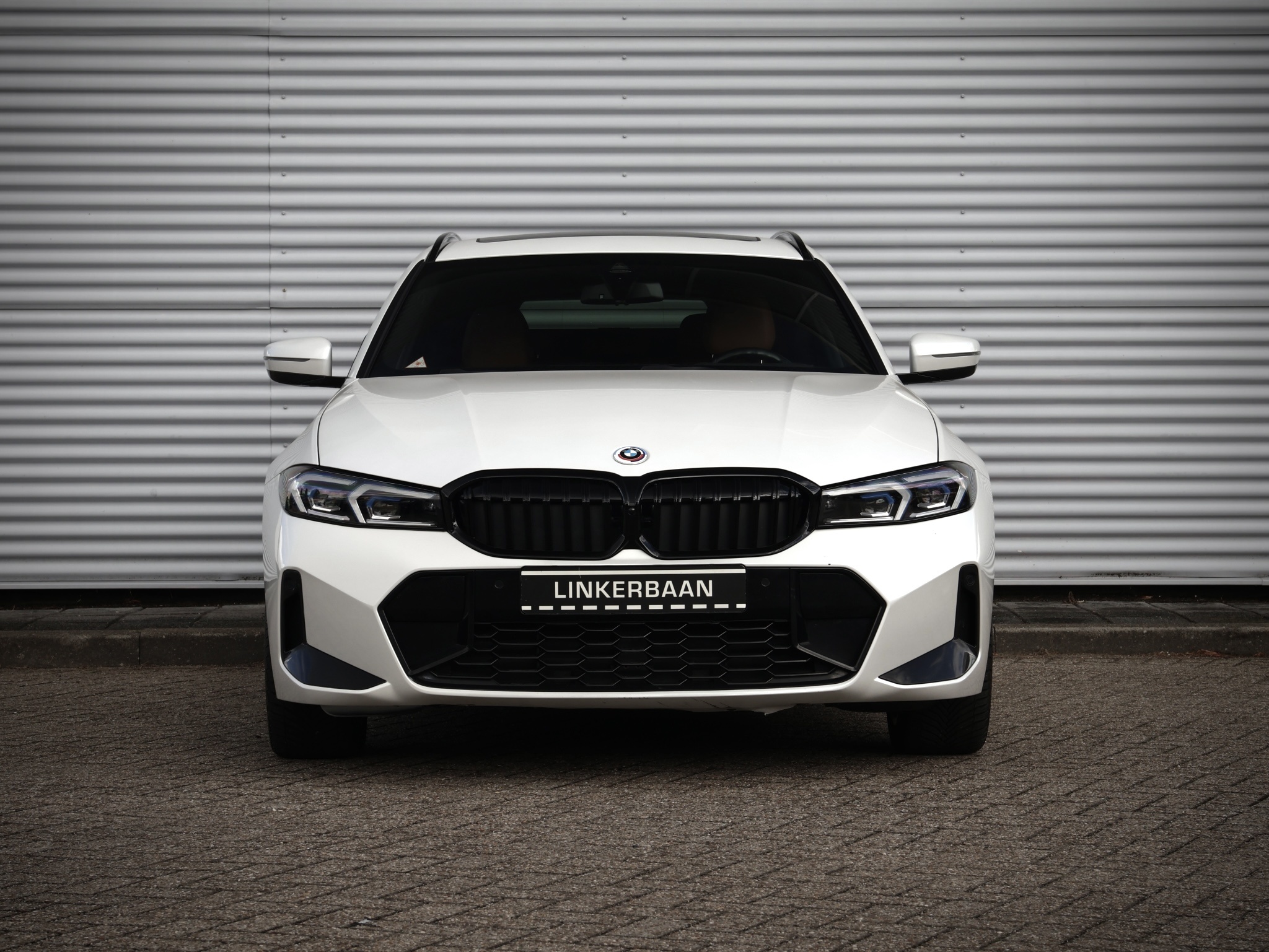 Foto van BMW 330e xDrive
