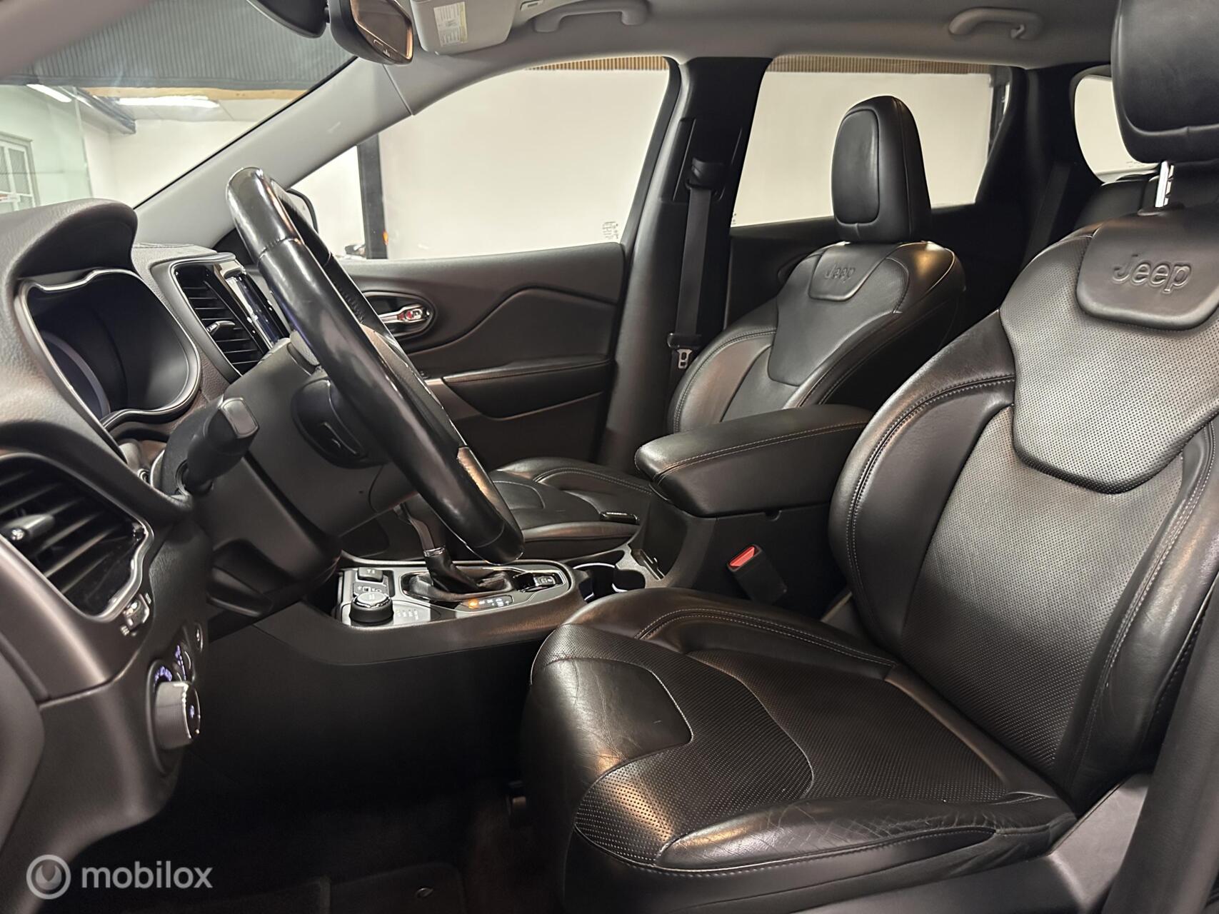 Foto van Jeep Cherokee