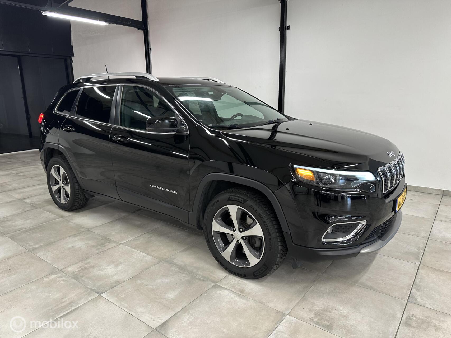 Foto van Jeep Cherokee