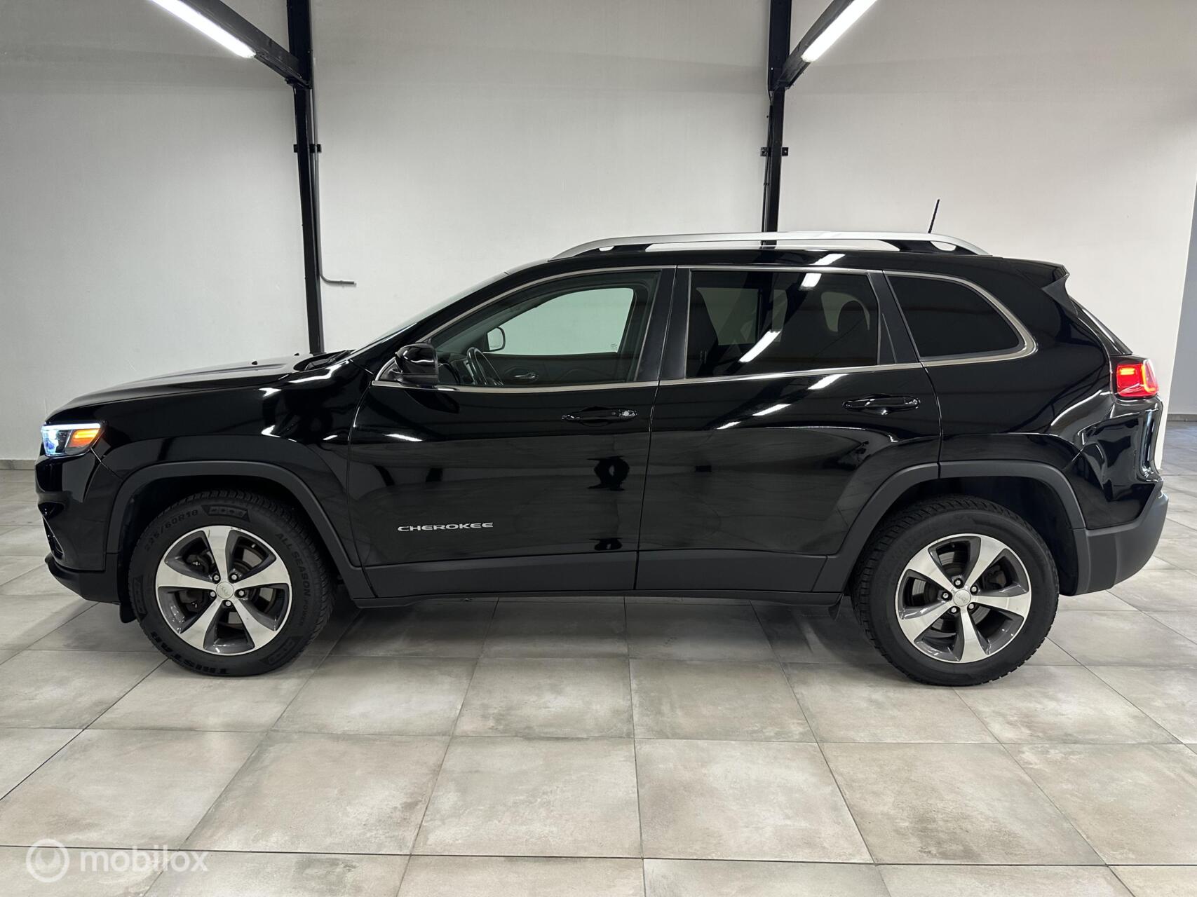 Foto van Jeep Cherokee
