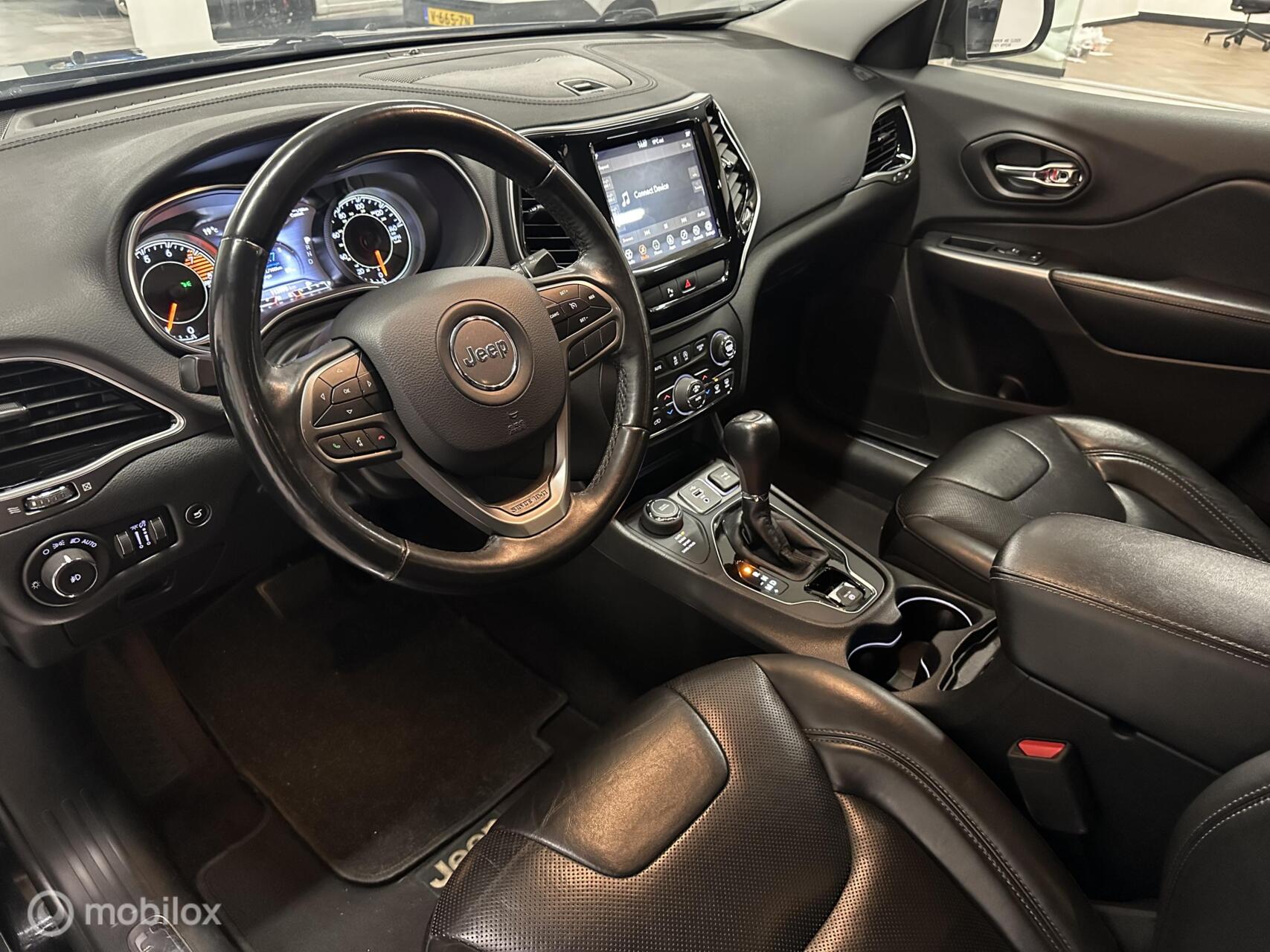 Foto van Jeep Cherokee