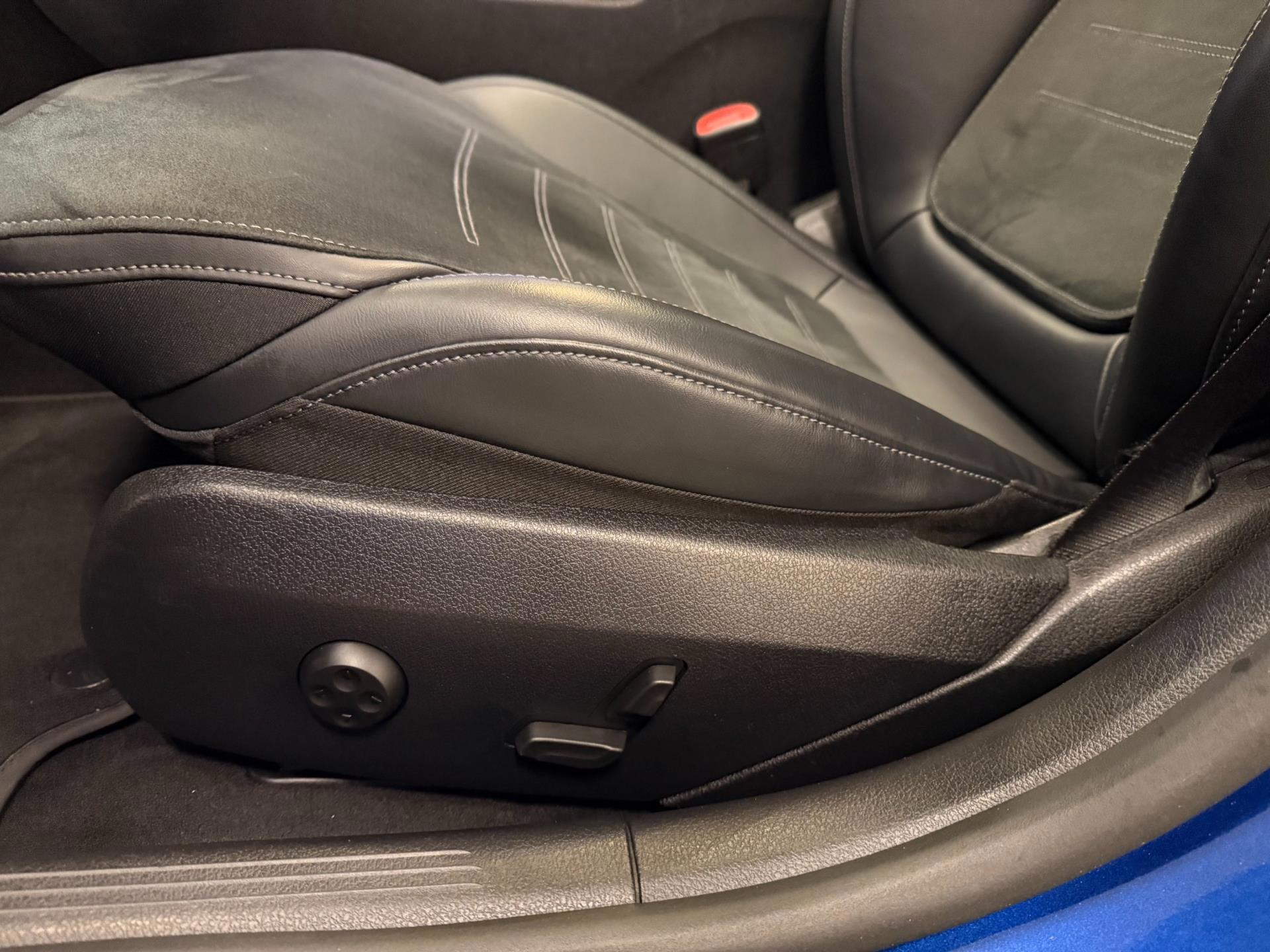 Foto van Mercedes-Benz C 300 E