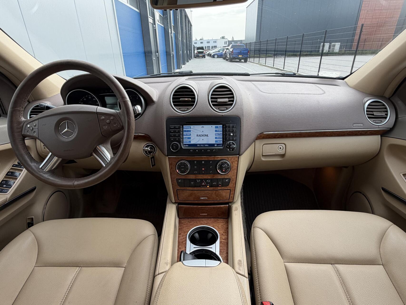 Foto van Mercedes-Benz GL 450 4 Matic