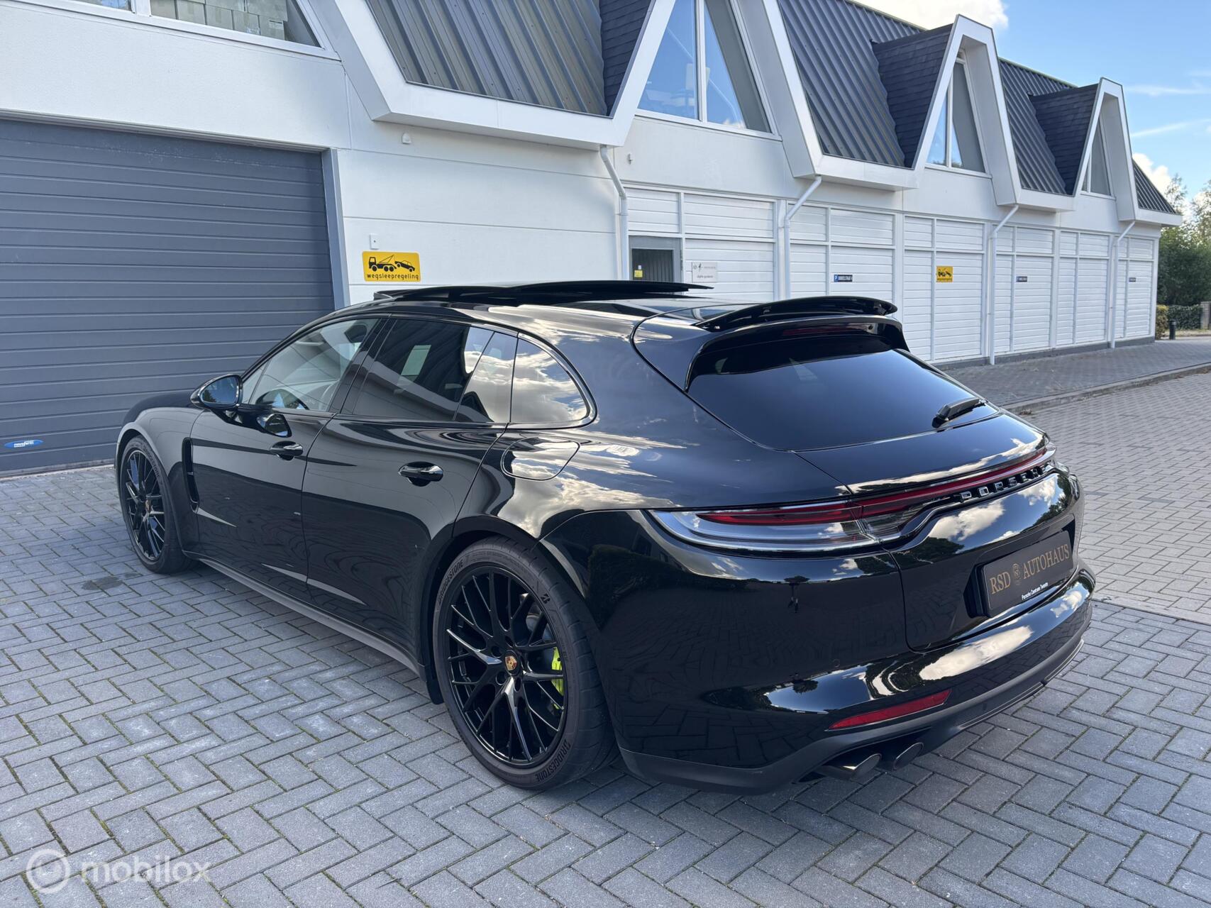 Foto van Porsche Panamera Sport Turismo