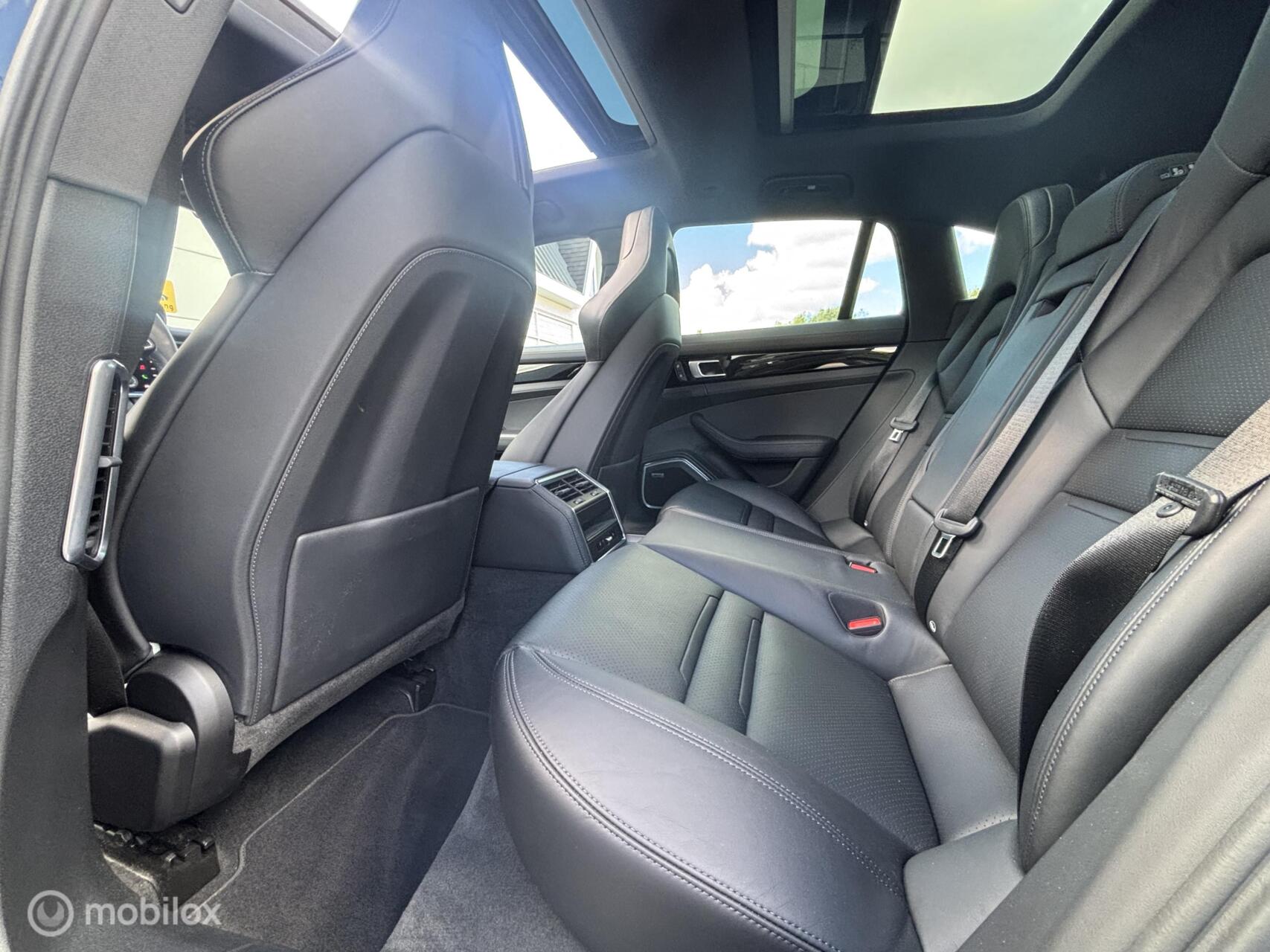 Foto van Porsche Panamera Sport Turismo
