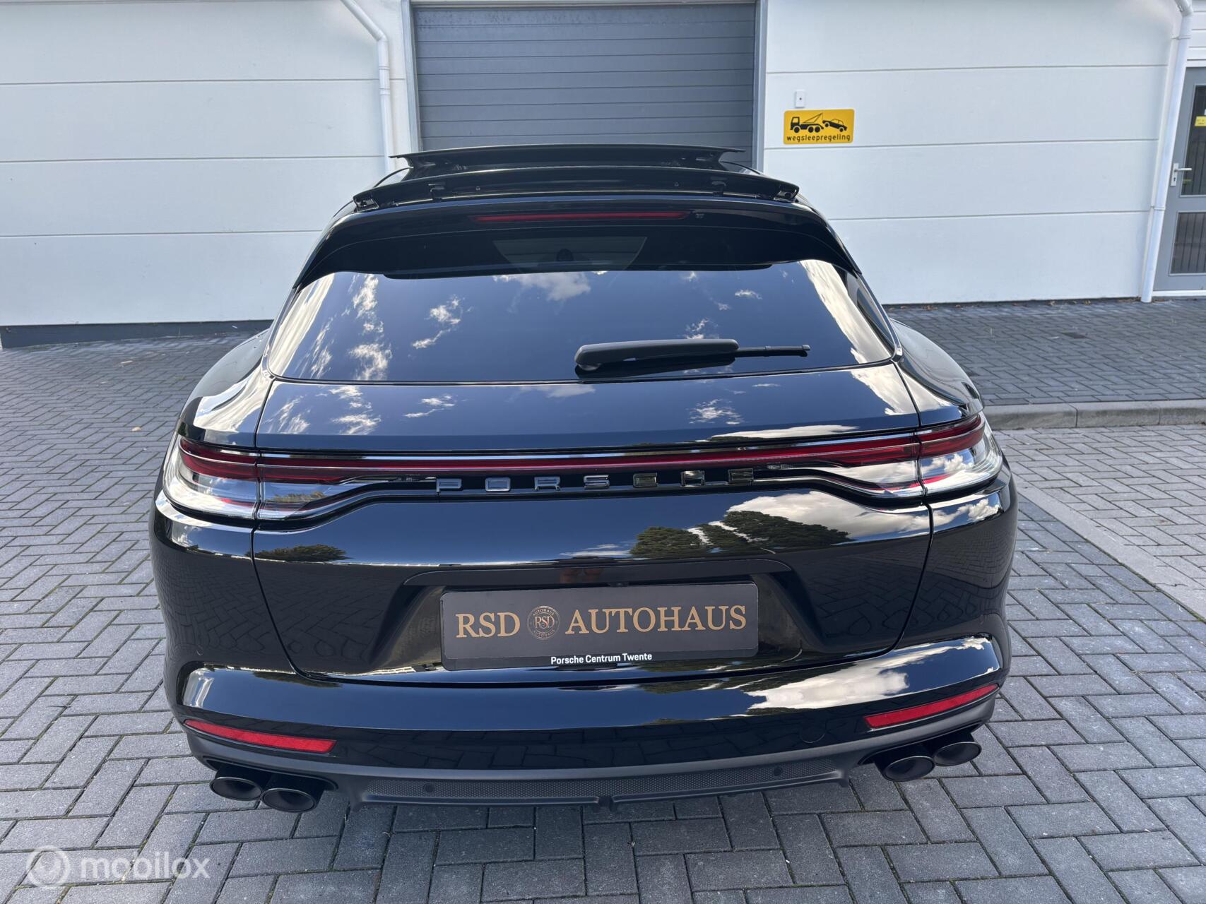 Foto van Porsche Panamera Sport Turismo