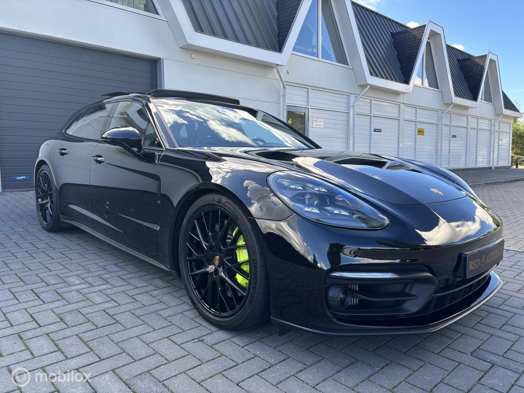 Foto van Porsche Panamera Sport Turismo