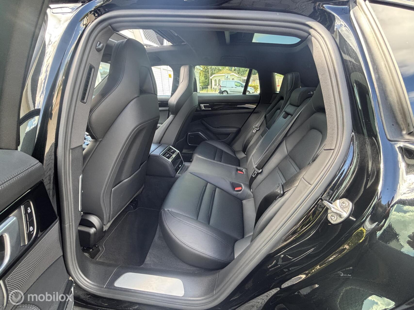 Foto van Porsche Panamera Sport Turismo
