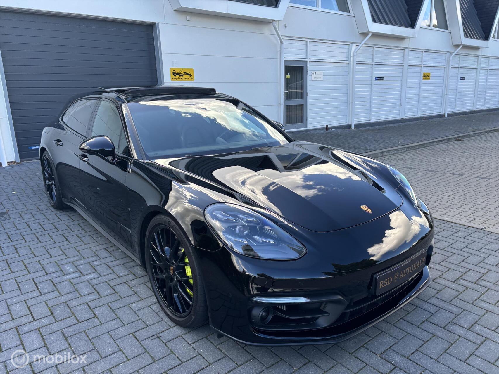 Foto van Porsche Panamera Sport Turismo