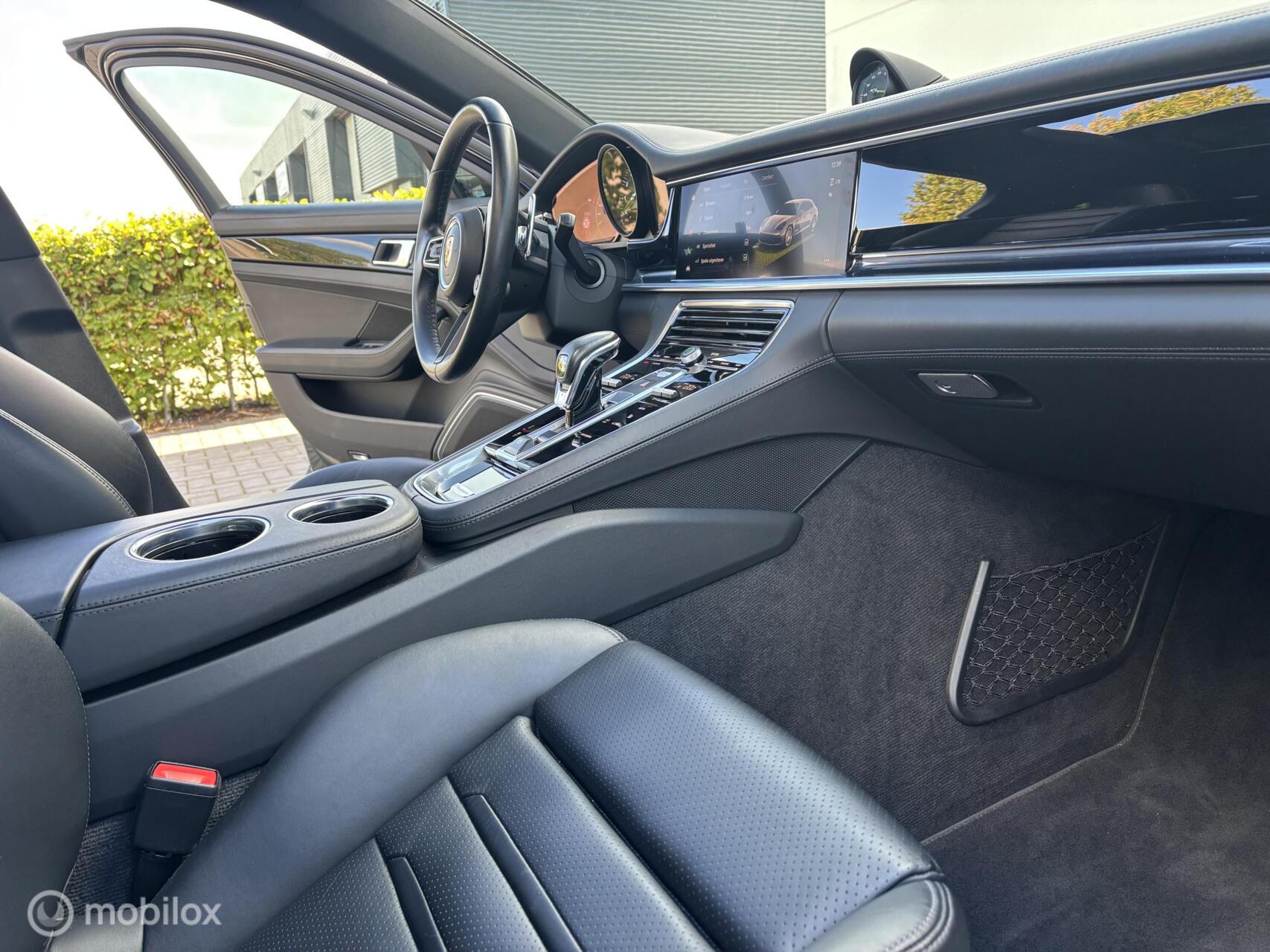 Foto van Porsche Panamera Sport Turismo