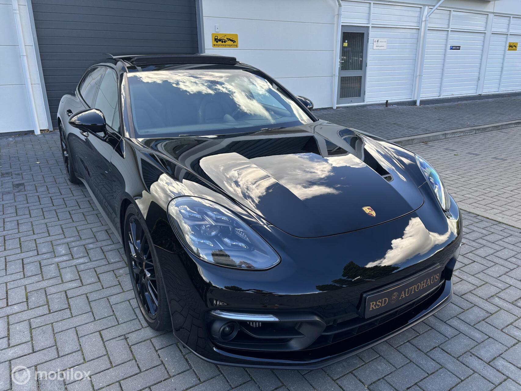 Foto van Porsche Panamera Sport Turismo
