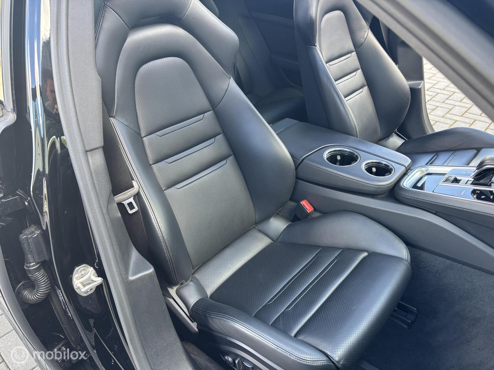 Foto van Porsche Panamera Sport Turismo