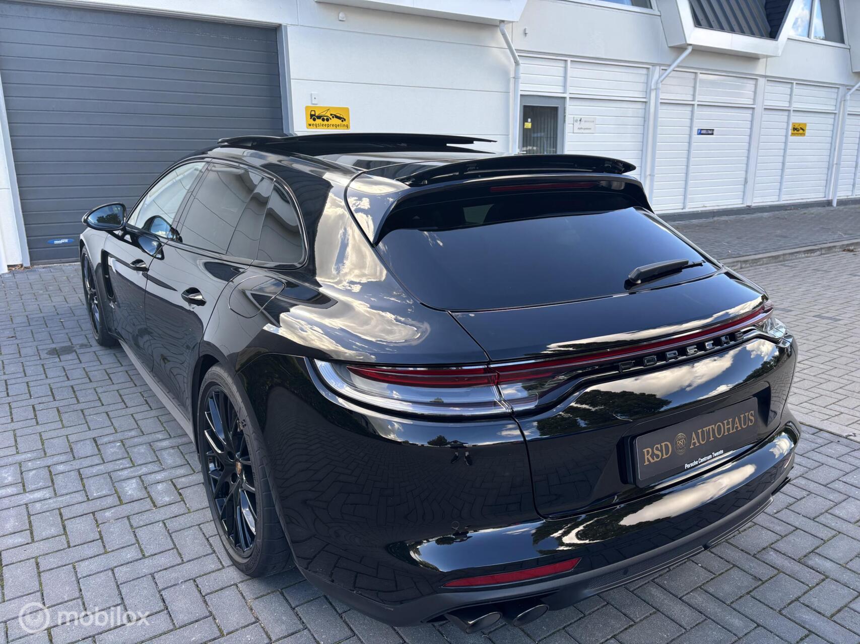 Foto van Porsche Panamera Sport Turismo