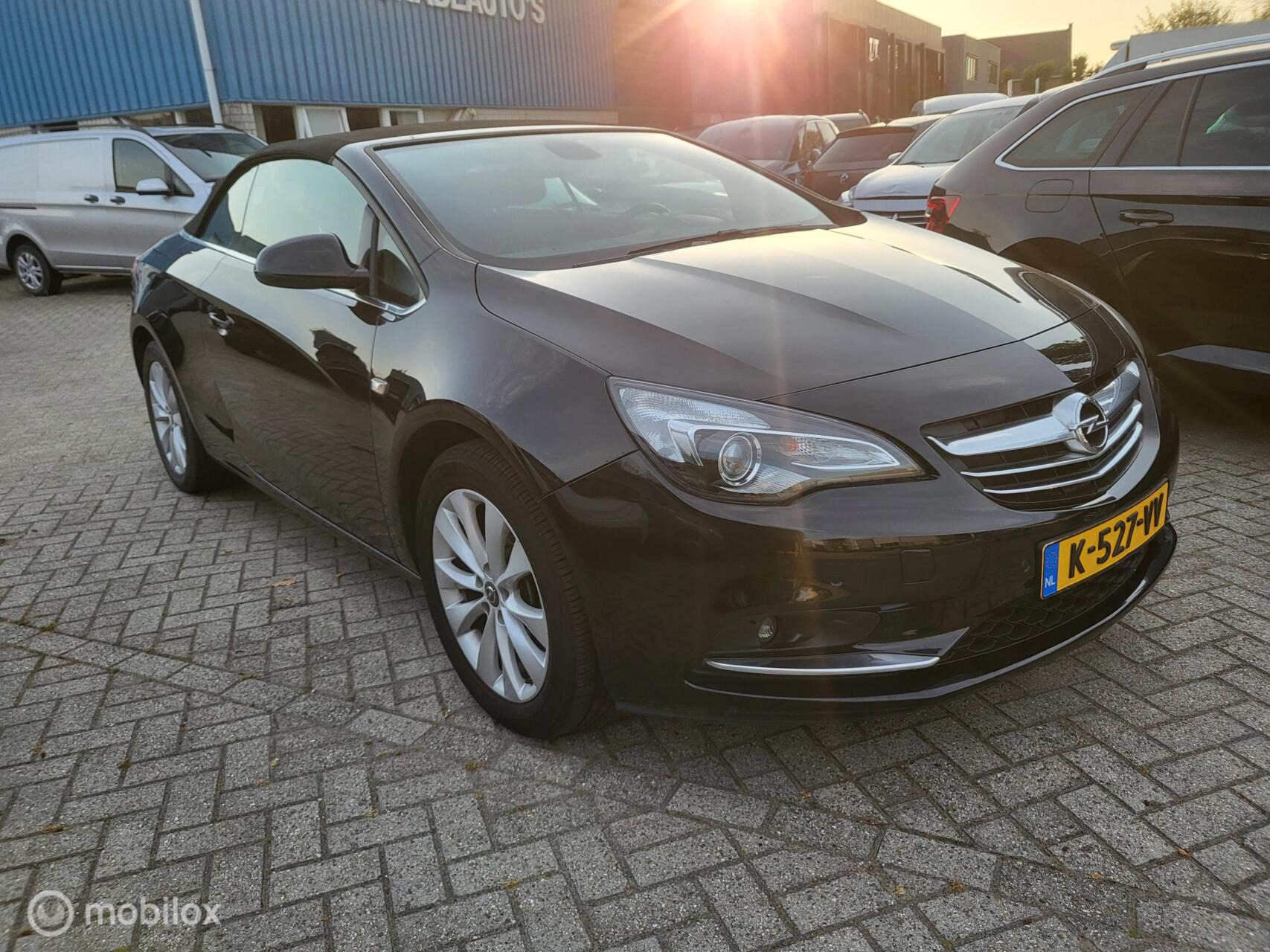 Foto van Opel Cascada