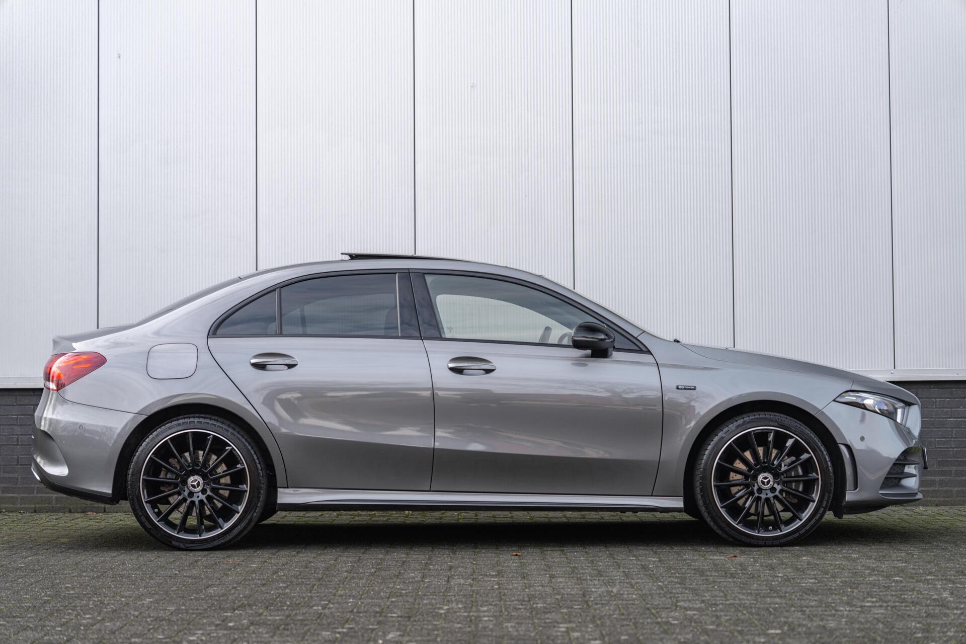 Foto van Mercedes-Benz A 250 E