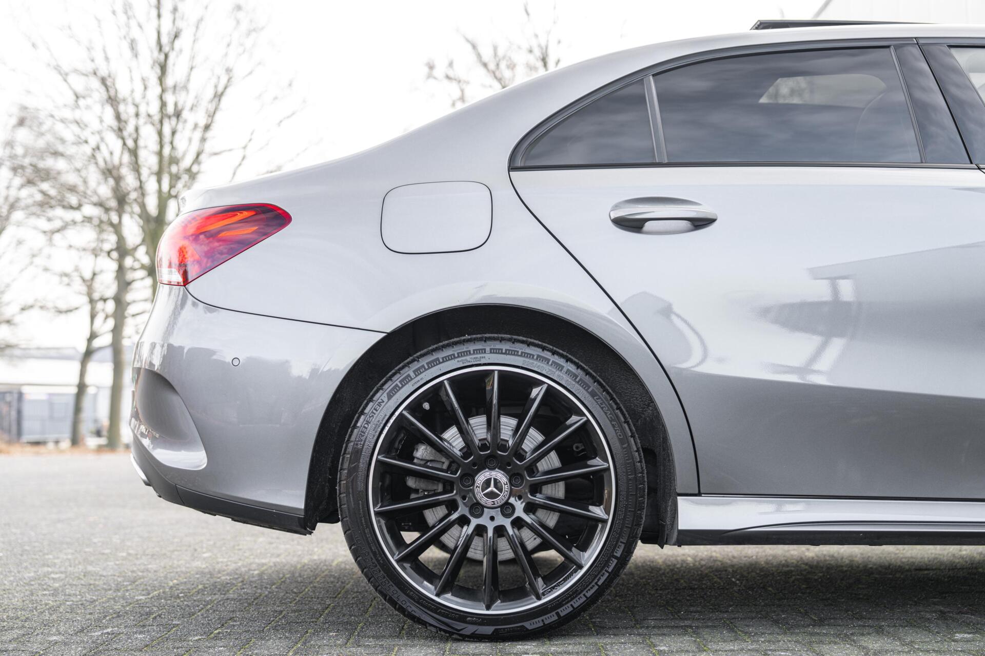 Foto van Mercedes-Benz A 250 E