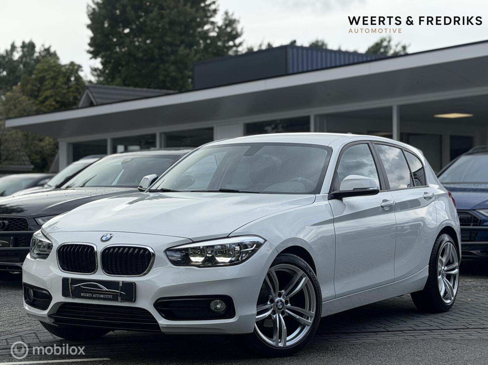 BMW 1-serie 116i Executive M-SPORT|KORTING!LED|STOELVERW|PDC 2017 - voorkant