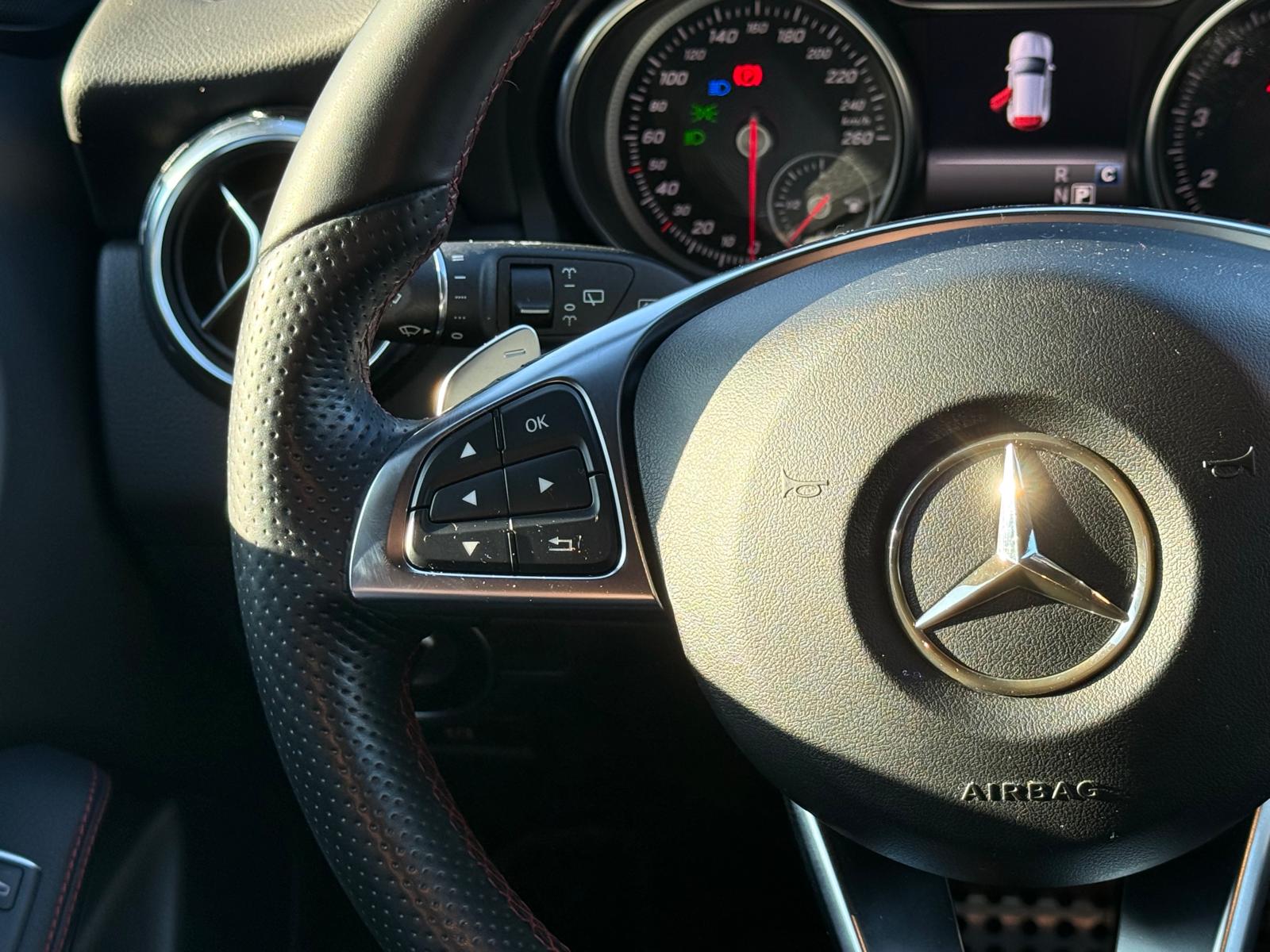 Foto van Mercedes-Benz Gla