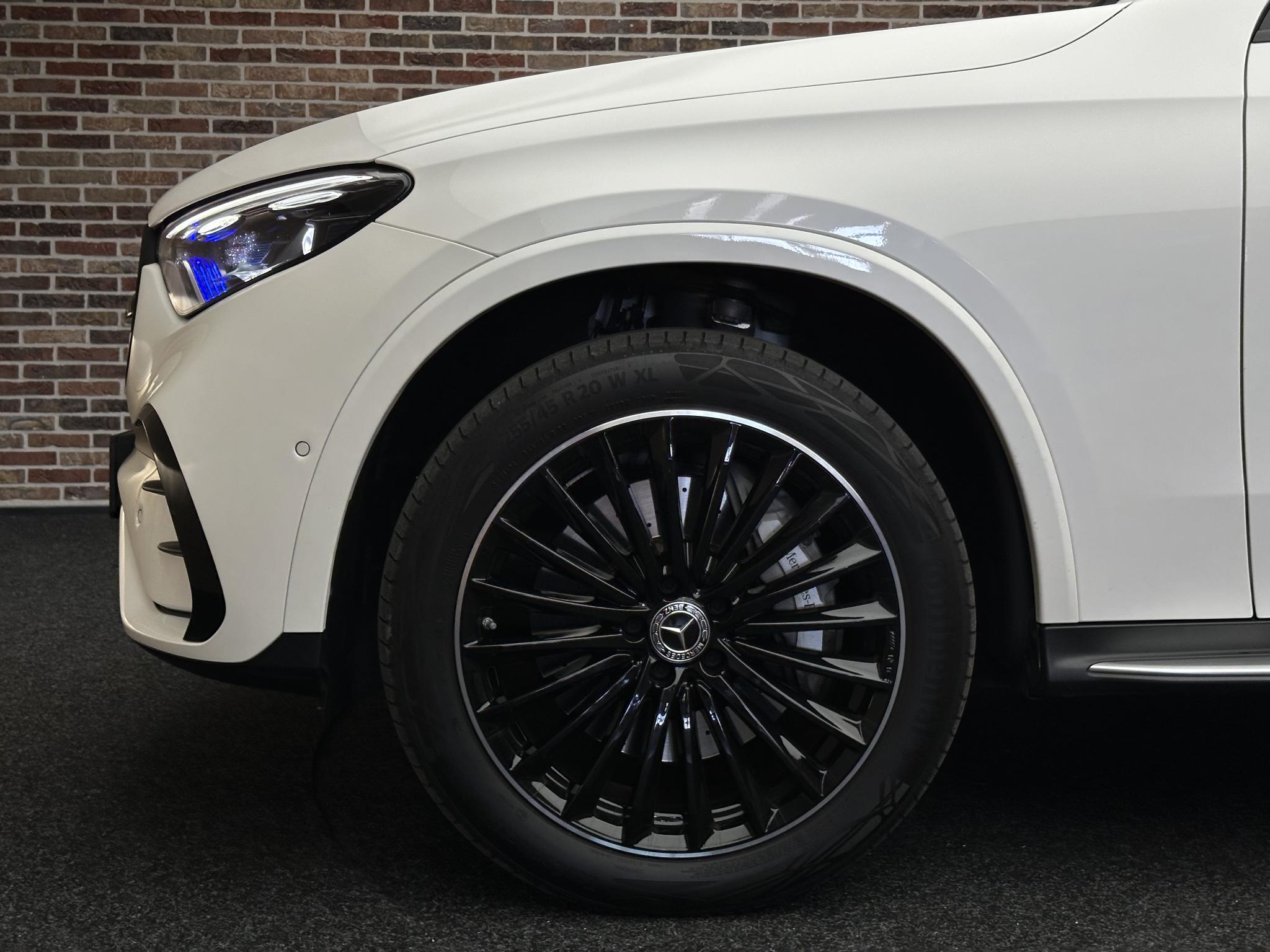 Foto van Mercedes-Benz GLC 400 E 4Matic