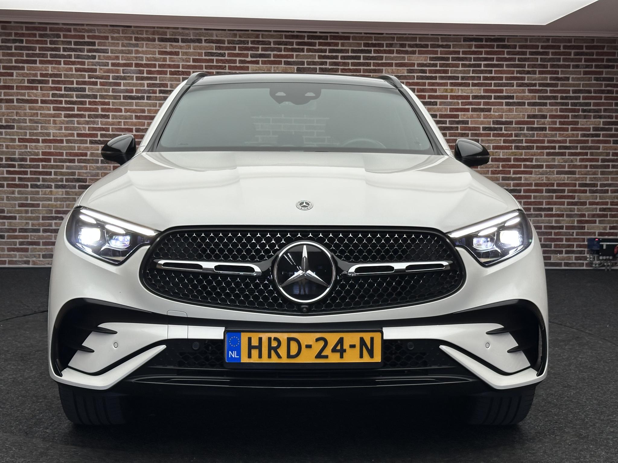 Foto van Mercedes-Benz GLC 400 E 4Matic