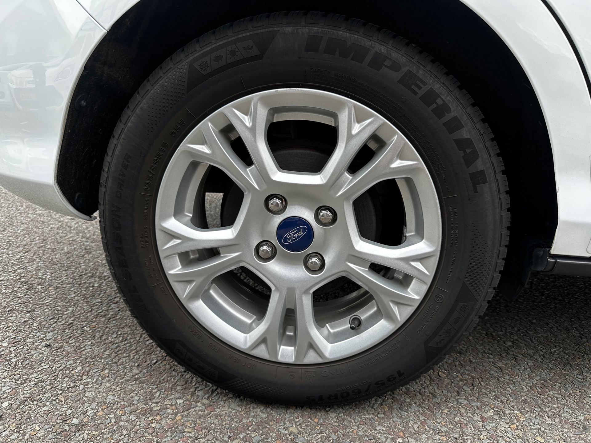 Foto van Ford B-max