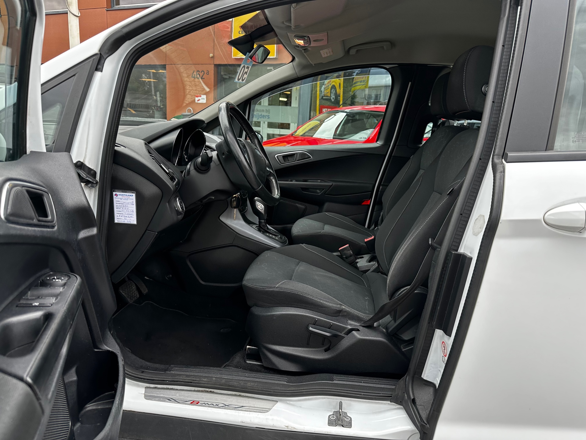 Foto van Ford B-max