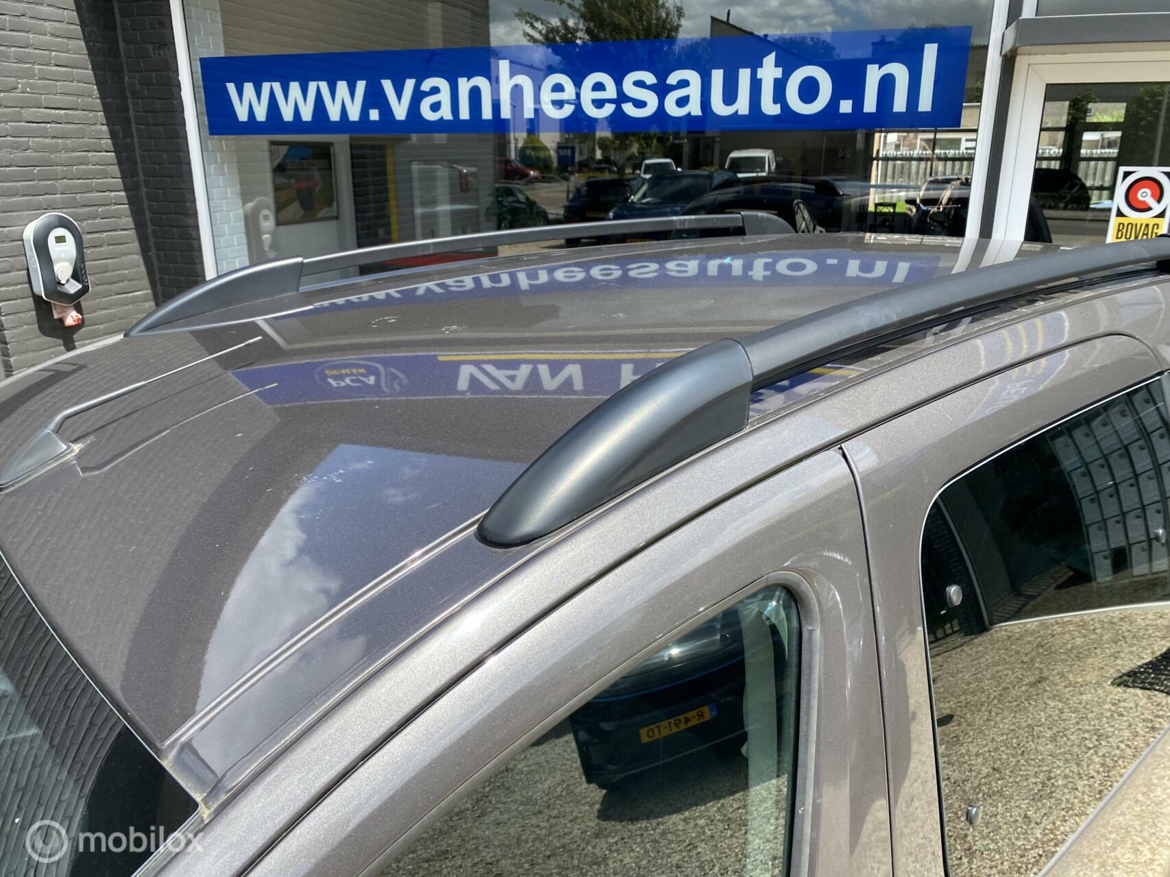 Foto van Peugeot Partner Tepee