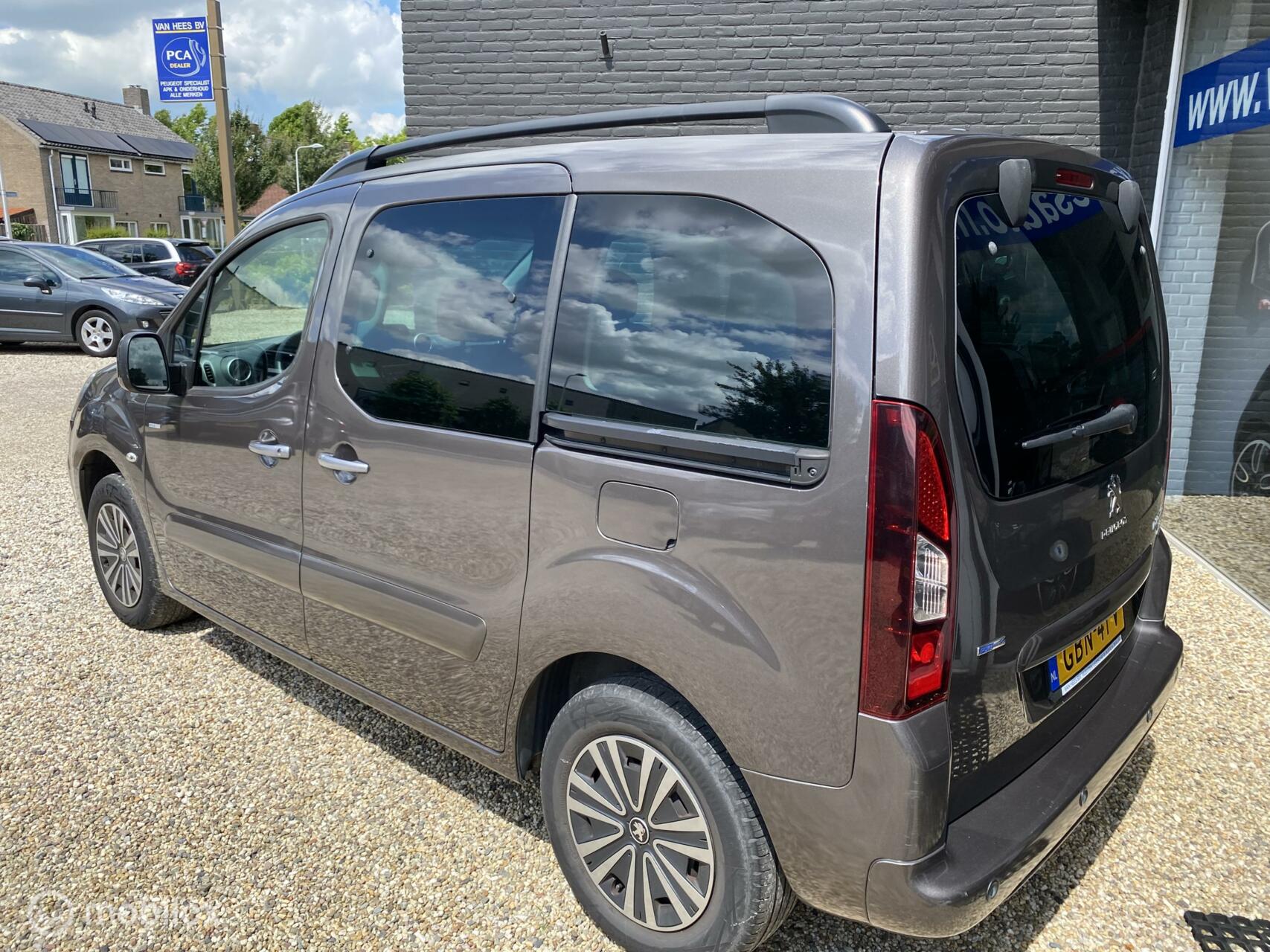 Foto van Peugeot Partner Tepee