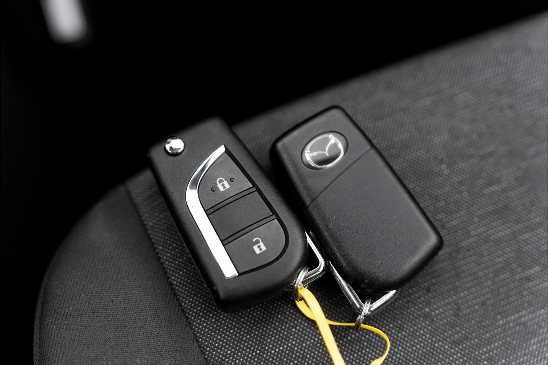 Foto van Mazda 2 Hybrid