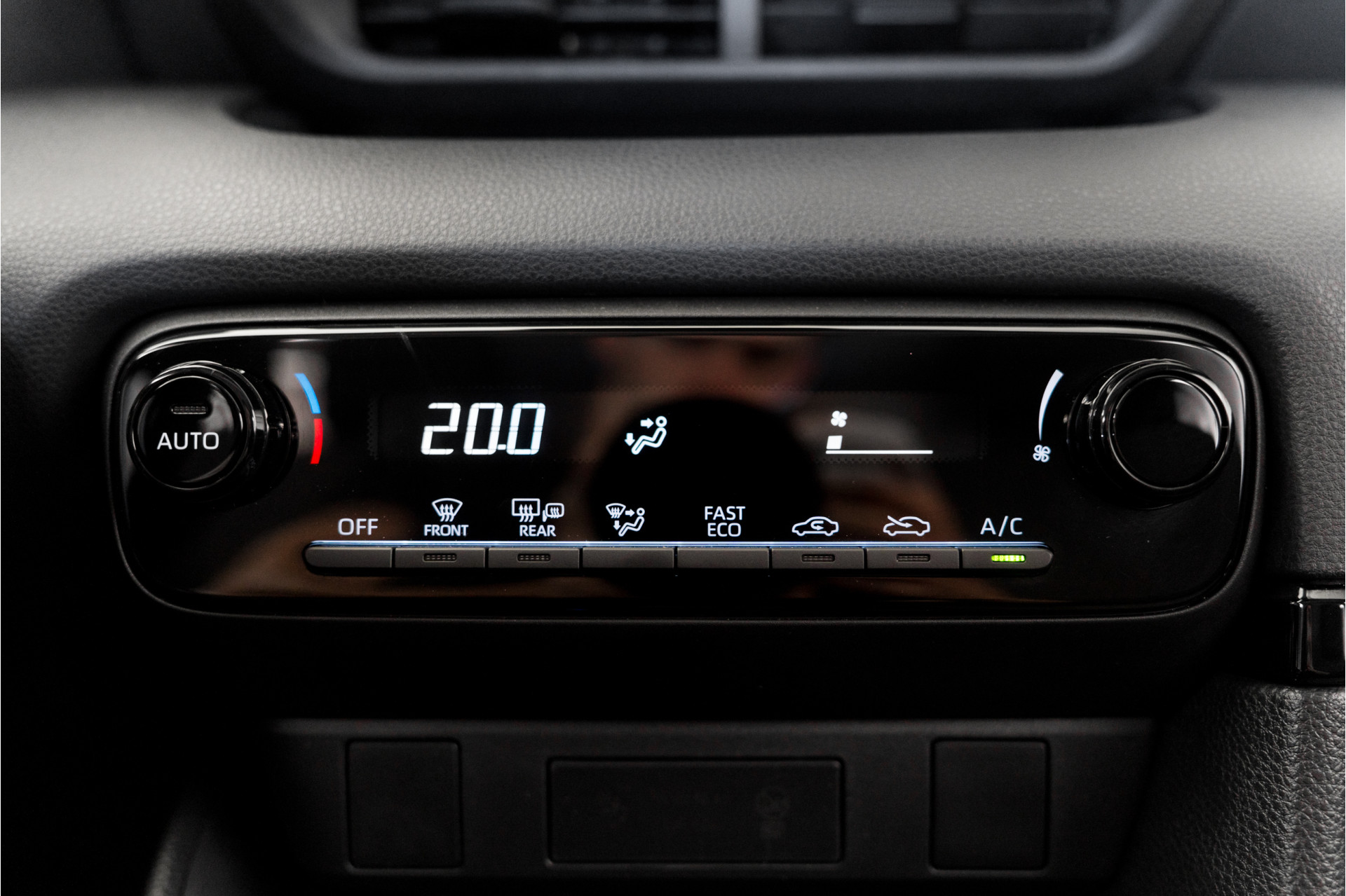 Foto van Mazda 2 Hybrid