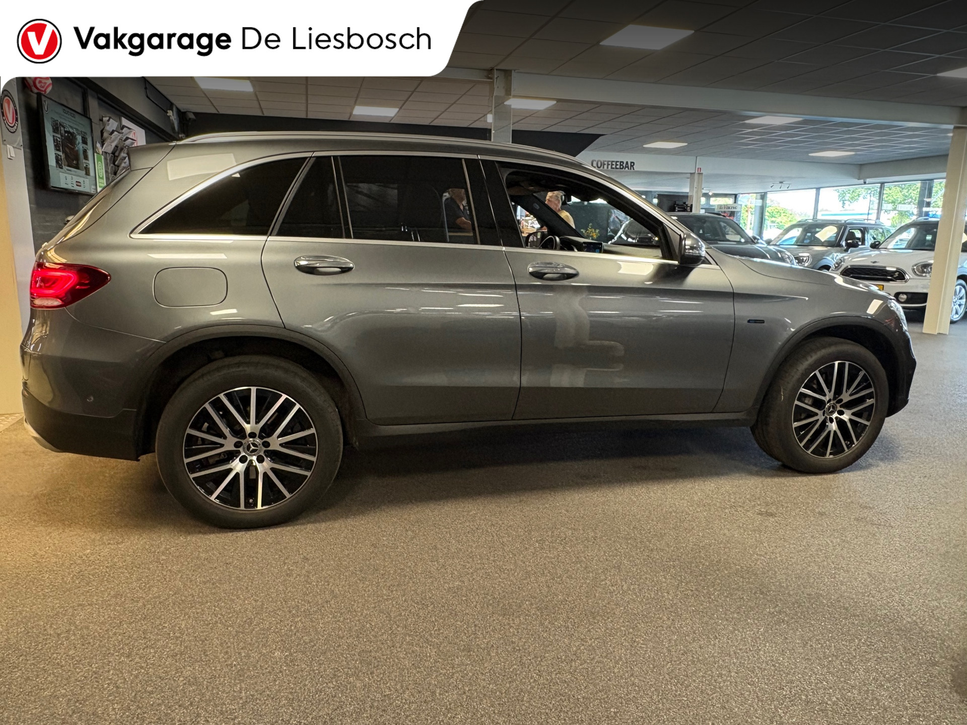 Foto van Mercedes-Benz GLC 300 E 4Matic