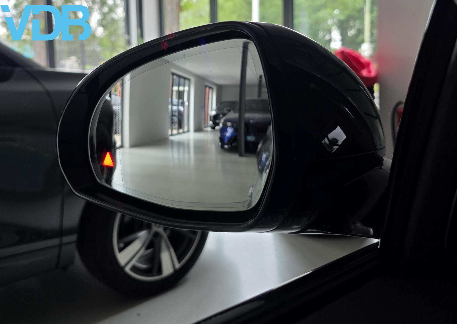 Foto van Mercedes-Benz AMG E 53 Hybrid