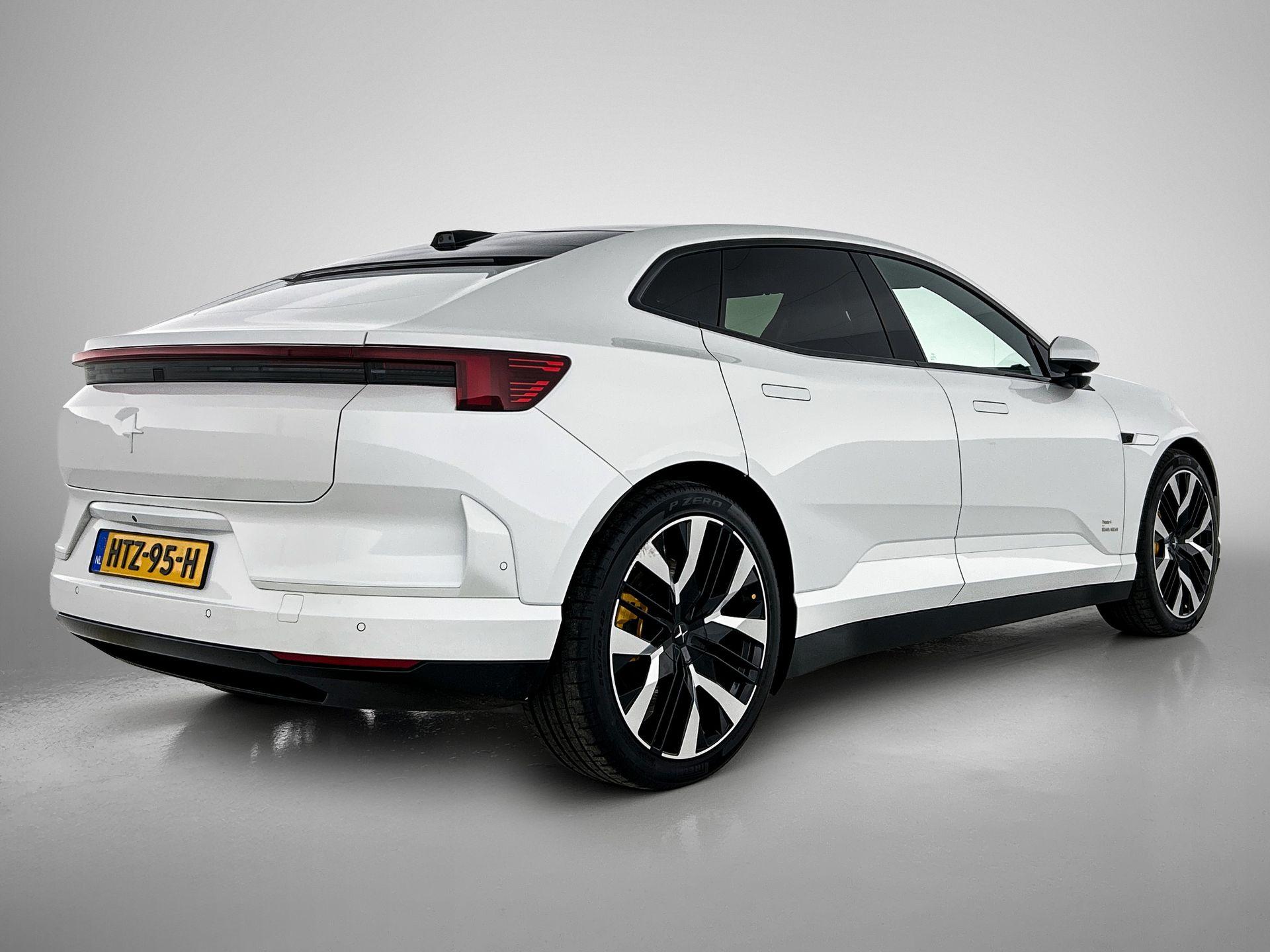 Foto van Polestar 4
